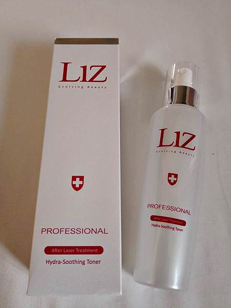 Liz麗緻舒敏水潤精華露11.jpg