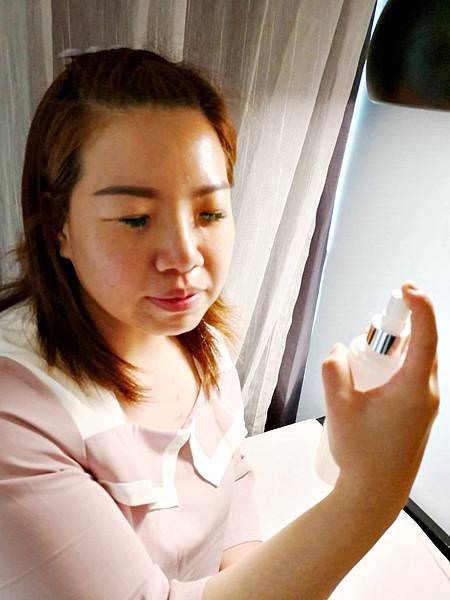 Liz麗緻舒敏水潤精華露41.jpg