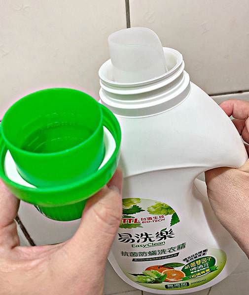 台酒生技易洗樂抗菌防螨洗衣精42.jpg