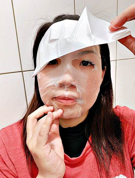 京法國際 藍鑽天女木蘭面膜 藍鑽花秘鎖水抗衰膠囊22.jpg