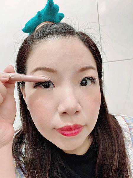 Make up for ever AQUA 24H防水眼影筆20new.jpg