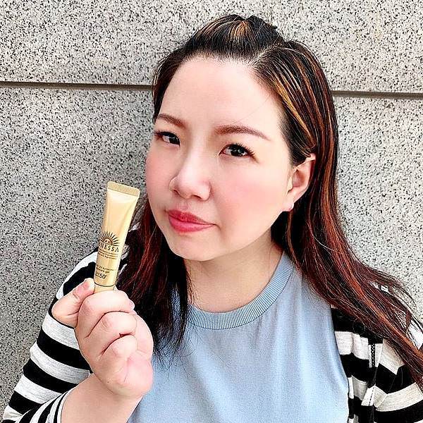 ANESSA安耐曬金鑽高效防曬凝膠15(正方形).jpg