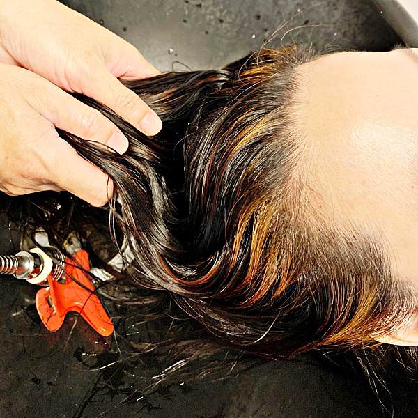 SALON DE MAGIE頂級專業沙龍安瓶護髮素26.jpg