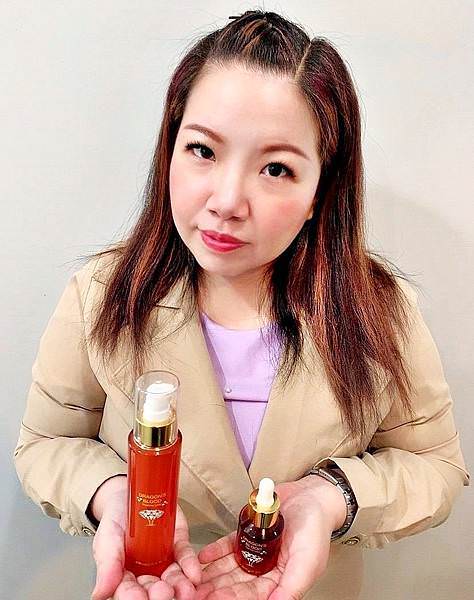 Jenduoste珍朵絲特龍血求麗精華+龍血求麗修護乳8.jpg