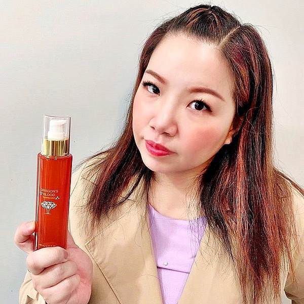 Jenduoste珍朵絲特龍血求麗修護乳17-1.jpg