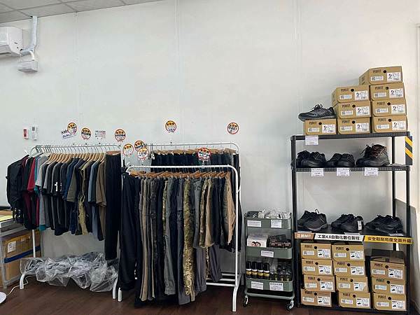 LINE_ALBUM_台中店的各種照片_220520_7.jpg