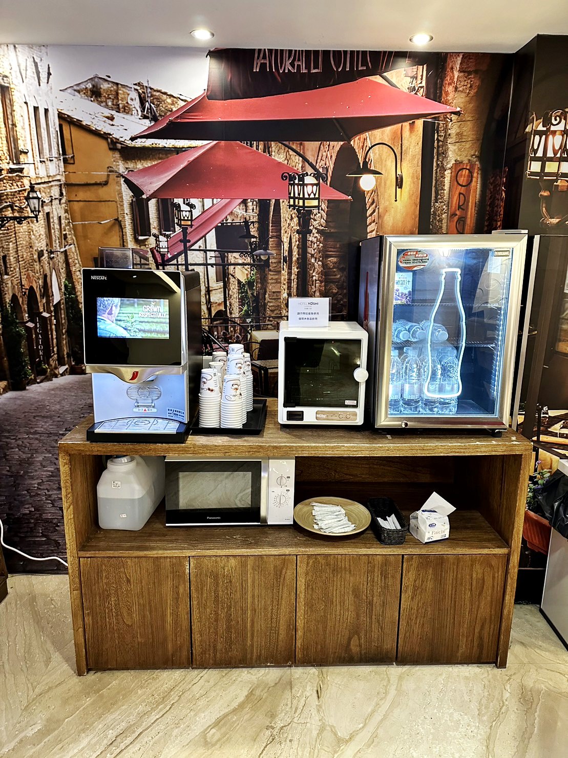 高雄鹽埕住宿|佑煦行旅Hotel Yoshi|距離「鹽埕埔站」步行5分鐘,鄰近駁二藝術特區之商務度假旅館入住心得分享 - 第11張圖 高雄鹽埕住宿|佑煦行旅Hotel Yoshi|距離「鹽埕埔站」步行5分鐘,鄰近駁二藝術特區之商務度假旅館入住心得分享