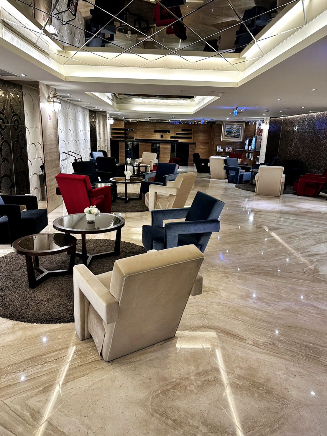 高雄鹽埕住宿|佑煦行旅Hotel Yoshi|距離「鹽埕埔站」步行5分鐘,鄰近駁二藝術特區之商務度假旅館入住心得分享 - 第12張圖 高雄鹽埕住宿|佑煦行旅Hotel Yoshi|距離「鹽埕埔站」步行5分鐘,鄰近駁二藝術特區之商務度假旅館入住心得分享