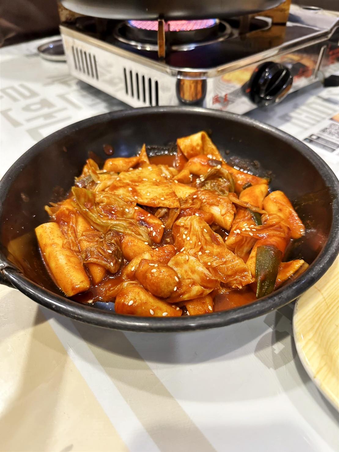 韓式料理|台中市北屯區 非常石鍋韓國料理|手工韓式小菜無限吃、韓式佈景、體驗韓服一秒到韓國,台中必吃韓式料理之美食饗宴! - 第7張圖 韓式料理|台中市北屯區 非常石鍋韓國料理|手工韓式小菜無限吃、韓式佈景、體驗韓服一秒到韓國,台中必吃韓式料理之美食饗宴!