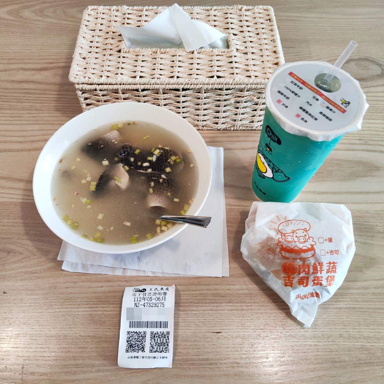 台南安平民宿｜台南安平南岸山‧綺民宿｜匠心獨具的安平包棟民宿，一天僅接待一組房客，盡情享受獨棟居住品質之南岸山‧綺民宿入住心得分享！