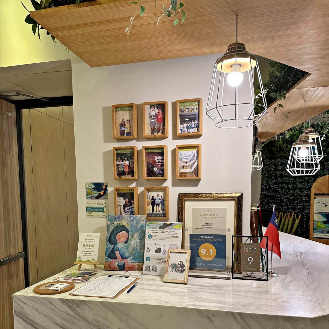 台中西區住宿推薦|綠宿行旅Green Hotel|心之光牆全台獨家室內煙火、戶外停車場與免費洗衣機,打造綠意迷人休憩空間之綠宿行旅入住心得分享! - 第75張圖 台中西區住宿推薦|綠宿行旅Green Hotel|心之光牆全台獨家室內煙火、戶外停車場與免費洗衣機,打造綠意迷人休憩空間之綠宿行旅入住心得分享!