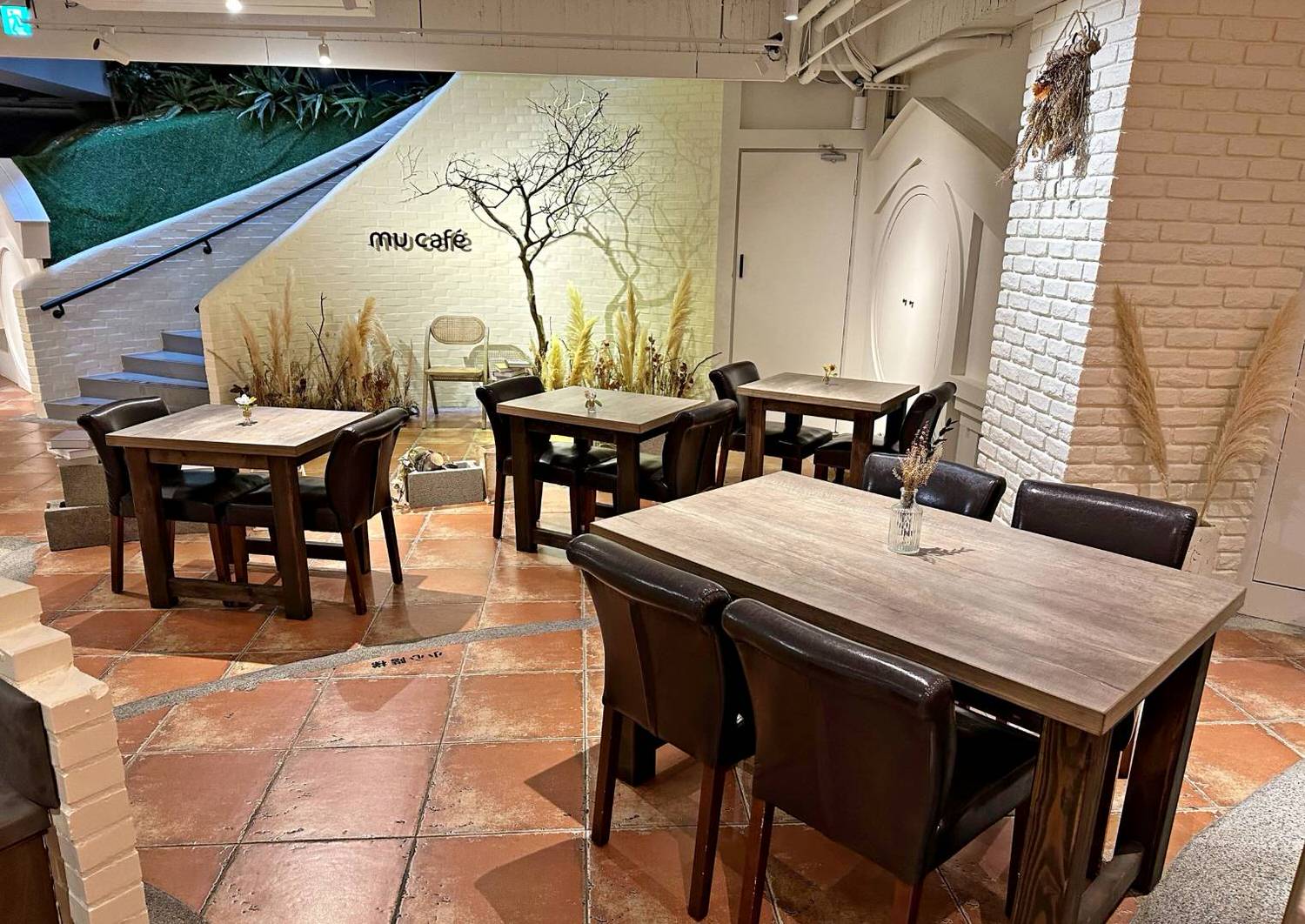 台中西區住宿推薦|綠宿行旅Green Hotel|心之光牆全台獨家室內煙火、戶外停車場與免費洗衣機,打造綠意迷人休憩空間之綠宿行旅入住心得分享! - 第55張圖 台中西區住宿推薦|綠宿行旅Green Hotel|心之光牆全台獨家室內煙火、戶外停車場與免費洗衣機,打造綠意迷人休憩空間之綠宿行旅入住心得分享!