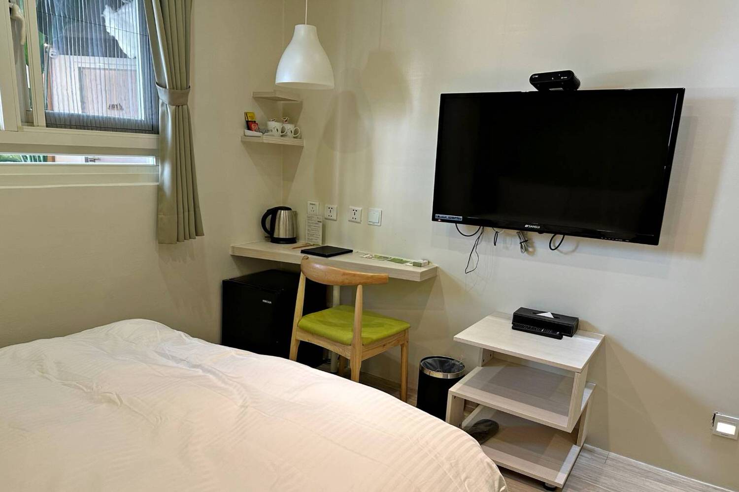 台中西屯區住宿推薦|台中逢甲住宿.葉綠宿旅館Green Hotel|室內就能享受採光、綠意與日光窗景,距離逢甲夜市步行不到5分鐘,吃喝玩樂生活機能方便之逢甲葉綠宿旅館入住心得分享! - 第60張圖 台中西屯區住宿推薦|台中逢甲住宿.葉綠宿旅館Green Hotel|室內就能享受採光、綠意與日光窗景,距離逢甲夜市步行不到5分鐘,吃喝玩樂生活機能方便之逢甲葉綠宿旅館入住心得分享!