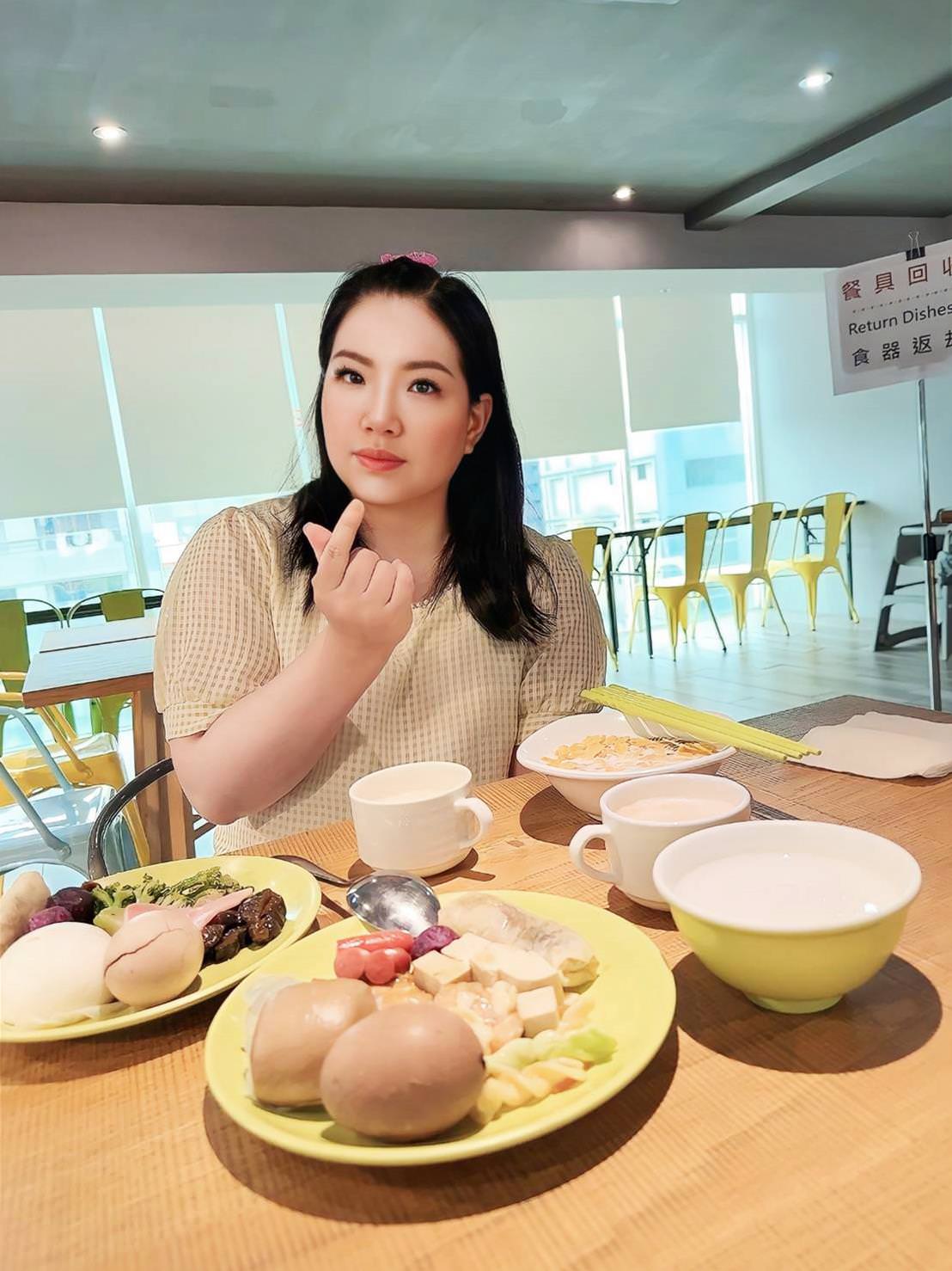 環保月亮褲®推薦｜谷慕慕GoMoond吸血月亮褲®｜台灣第一件吸血內褲，悶熱感消失無影無蹤之簡約日用中腰吸血月亮褲®開箱分享！