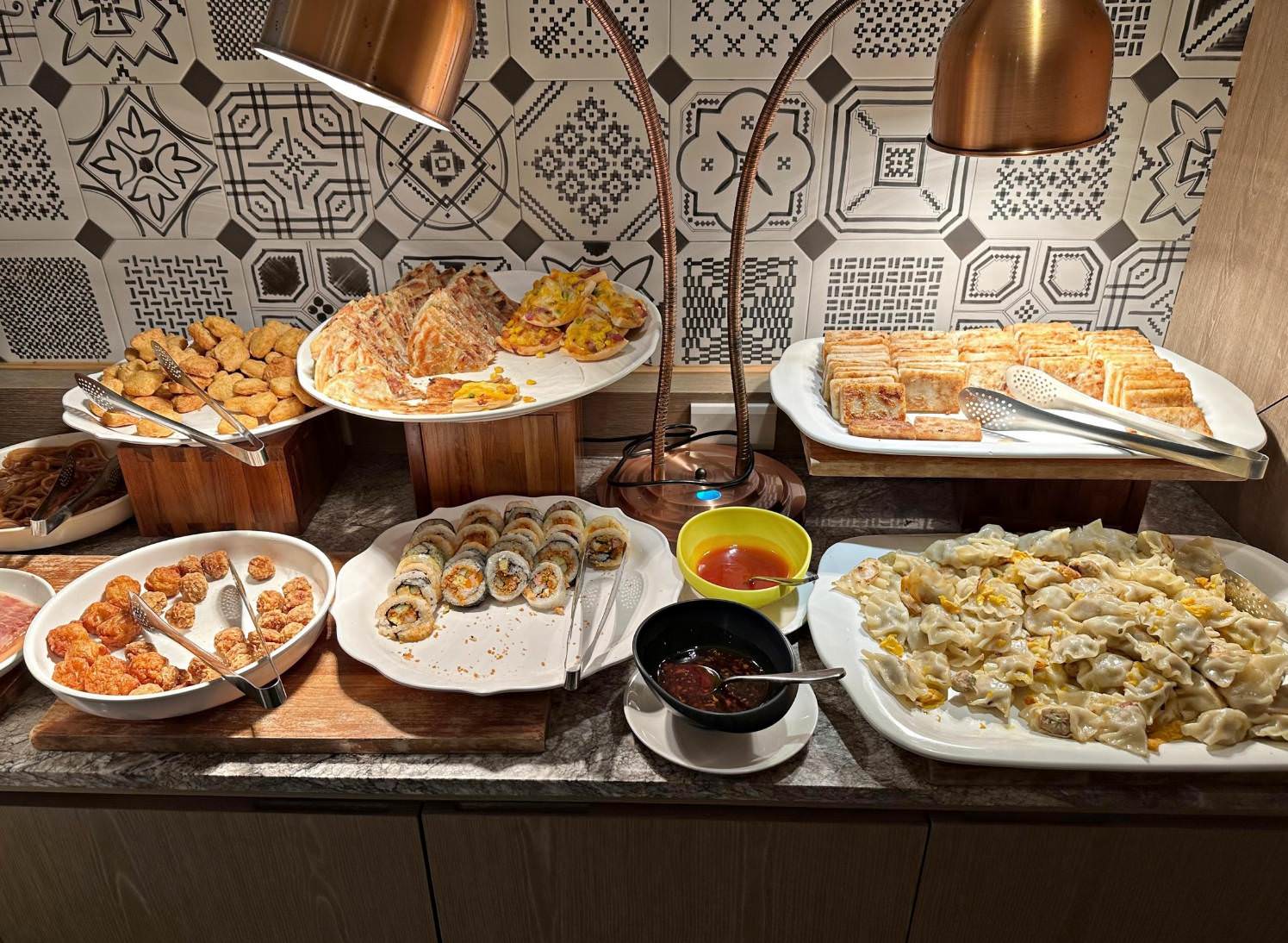 嘉義文化路夜市住宿|蘭桂坊花園酒店|緊臨文化路觀光夜市,自助式早餐吃到飽美味浮誇,體驗慵懶舒適的放鬆氛圍之蘭桂坊花園酒店入住心得分享! - 第33張圖 嘉義文化路夜市住宿|蘭桂坊花園酒店|緊臨文化路觀光夜市,自助式早餐吃到飽美味浮誇,體驗慵懶舒適的放鬆氛圍之蘭桂坊花園酒店入住心得分享!