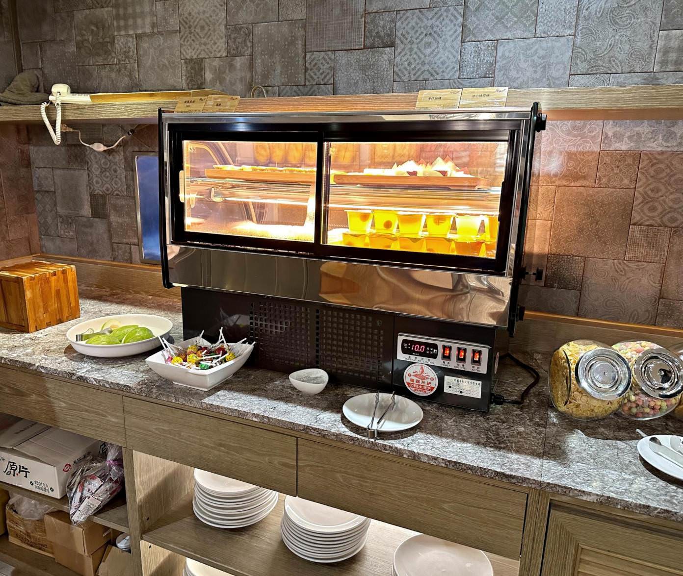 嘉義文化路夜市住宿|蘭桂坊花園酒店|緊臨文化路觀光夜市,自助式早餐吃到飽美味浮誇,體驗慵懶舒適的放鬆氛圍之蘭桂坊花園酒店入住心得分享! - 第34張圖 嘉義文化路夜市住宿|蘭桂坊花園酒店|緊臨文化路觀光夜市,自助式早餐吃到飽美味浮誇,體驗慵懶舒適的放鬆氛圍之蘭桂坊花園酒店入住心得分享!