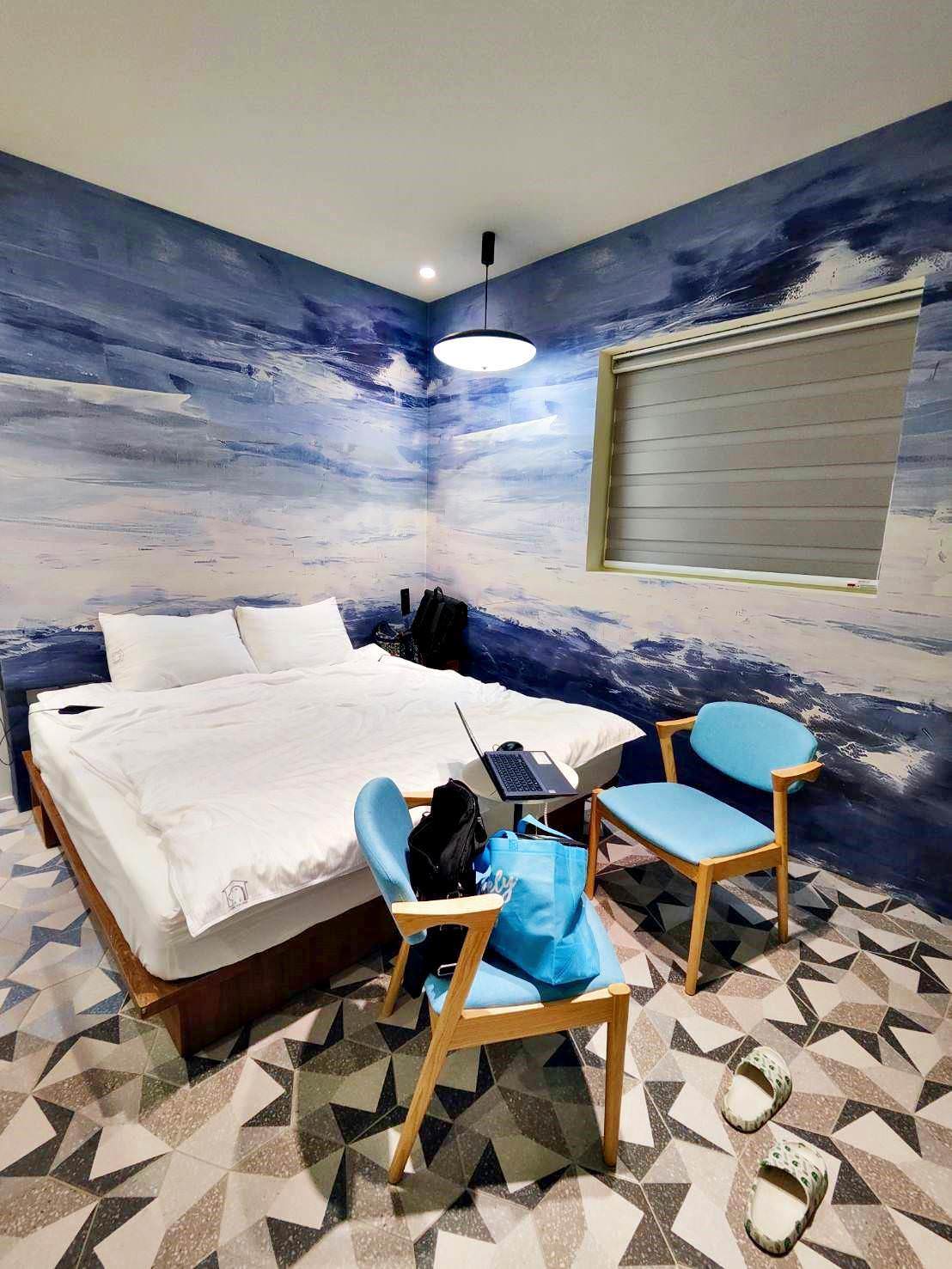 台南中西區民宿｜台南龍滴家民宿｜台南滴家創意民宿二館，入住送在地品牌Sounds good襪子，享受舒適如家的旅程之龍滴家民宿入住心得分享！