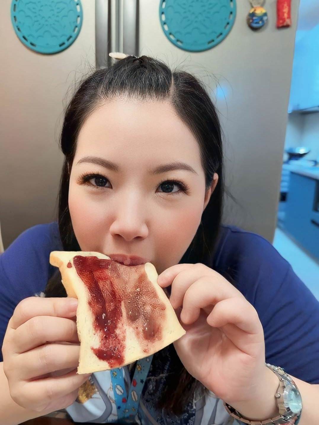 美食推薦｜烹石豆乳系果醬、極高纖咕咕飲｜補充營養好選擇，邊吃邊保養之烹石果醬抹醬、極高纖咕咕飲開箱分享