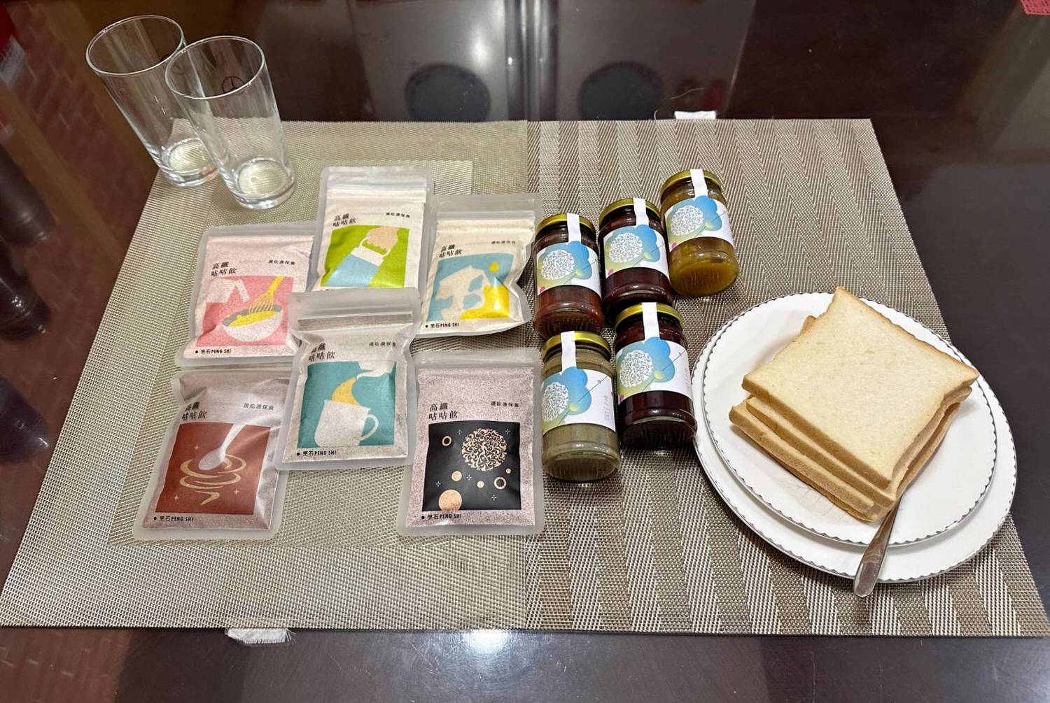 美食推薦｜烹石豆乳系果醬、極高纖咕咕飲｜補充營養好選擇，邊吃邊保養之烹石果醬抹醬、極高纖咕咕飲開箱分享