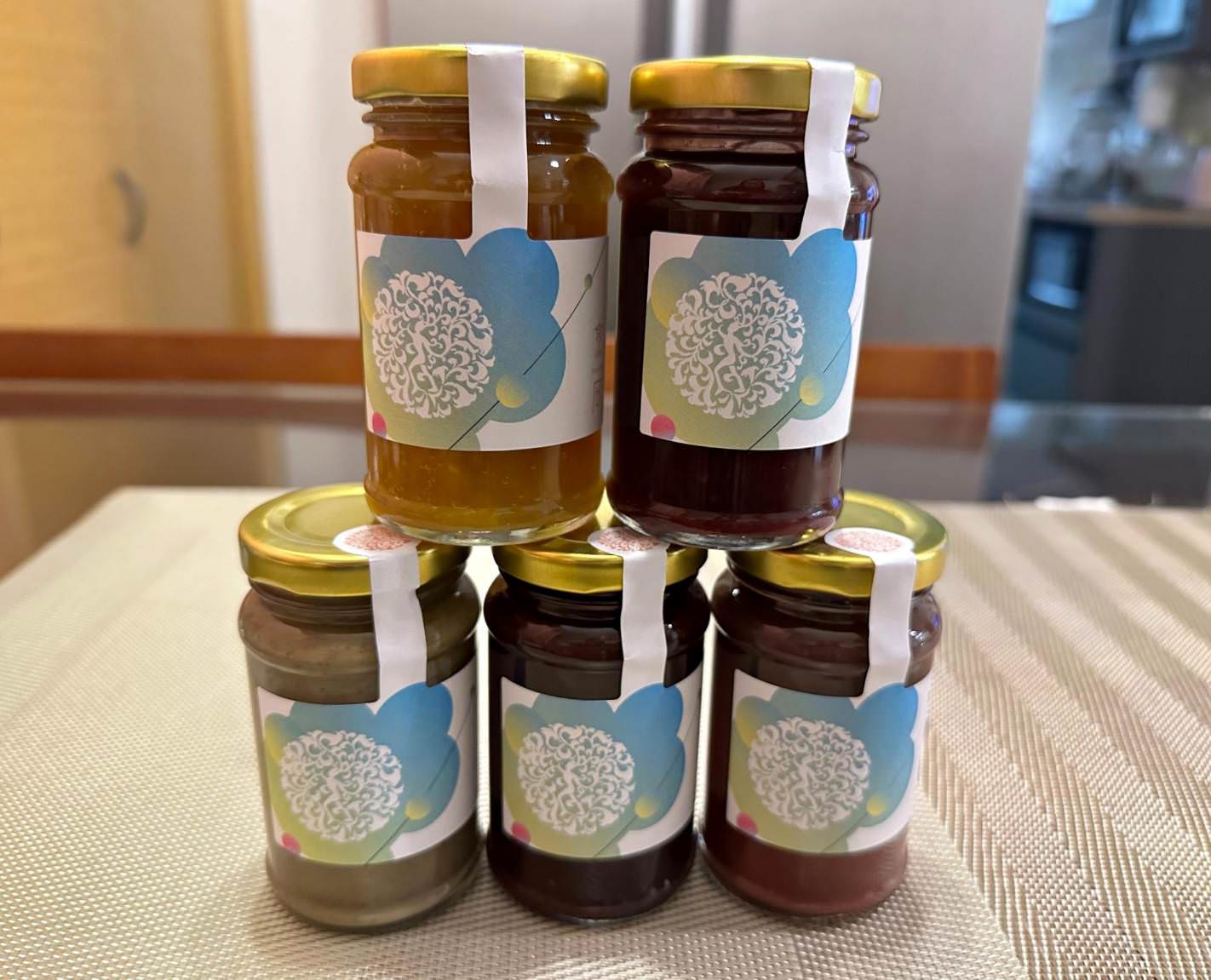 美食推薦｜烹石豆乳系果醬、極高纖咕咕飲｜補充營養好選擇，邊吃邊保養之烹石果醬抹醬、極高纖咕咕飲開箱分享