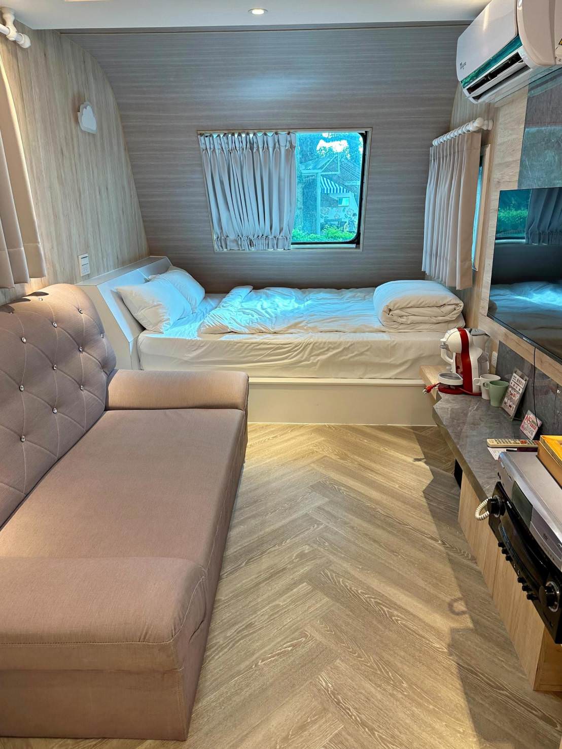 嘉義縣中埔鄉住宿推薦|詩情花園渡假村露營車—阿里山下|離嘉義市僅20分鐘車程,豪華露營車內有衛浴,遠離都市塵囂,體驗不同凡響的住宿之露營車入住心得分享! - 第71張圖 嘉義縣中埔鄉住宿推薦|詩情花園渡假村露營車—阿里山下|離嘉義市僅20分鐘車程,豪華露營車內有衛浴,遠離都市塵囂,體驗不同凡響的住宿之露營車入住心得分享!