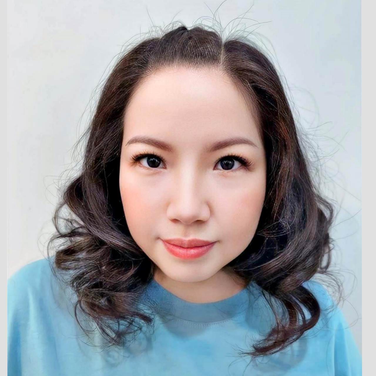 洗髮精團購(讀者官網優惠碼：𝗬𝗜𝗡𝗬𝗔𝗡)｜EBO阿波羅太陽花頭皮淨化洗髮精、妲芬妮月桂冠髮根修護洗髮精｜洗後賦予秀髮透亮光澤，髮絲散發自然仙女香氣之阿波羅與妲芬妮洗髮精開箱分享！