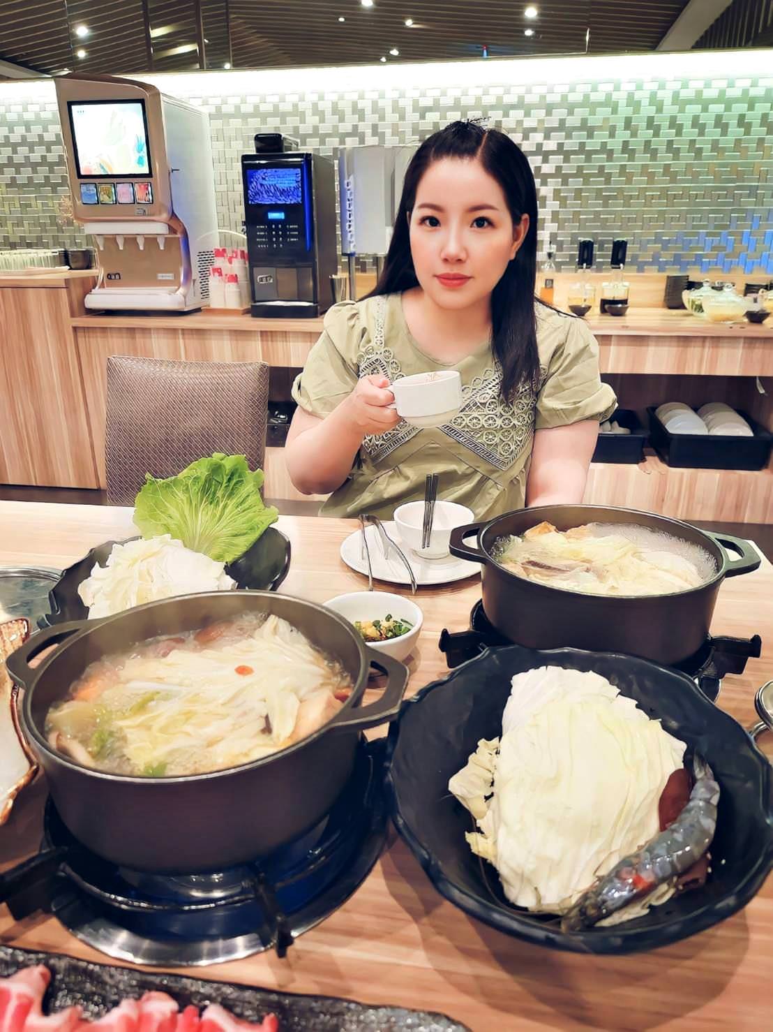 嘉義市泳池飯店住宿｜尊皇大飯店｜距離文化路觀光夜市10分鐘，設施設備一應俱全，附設自助早餐、精緻鍋物、露天泳池、景觀酒吧之尊皇大飯店入住心得分享！