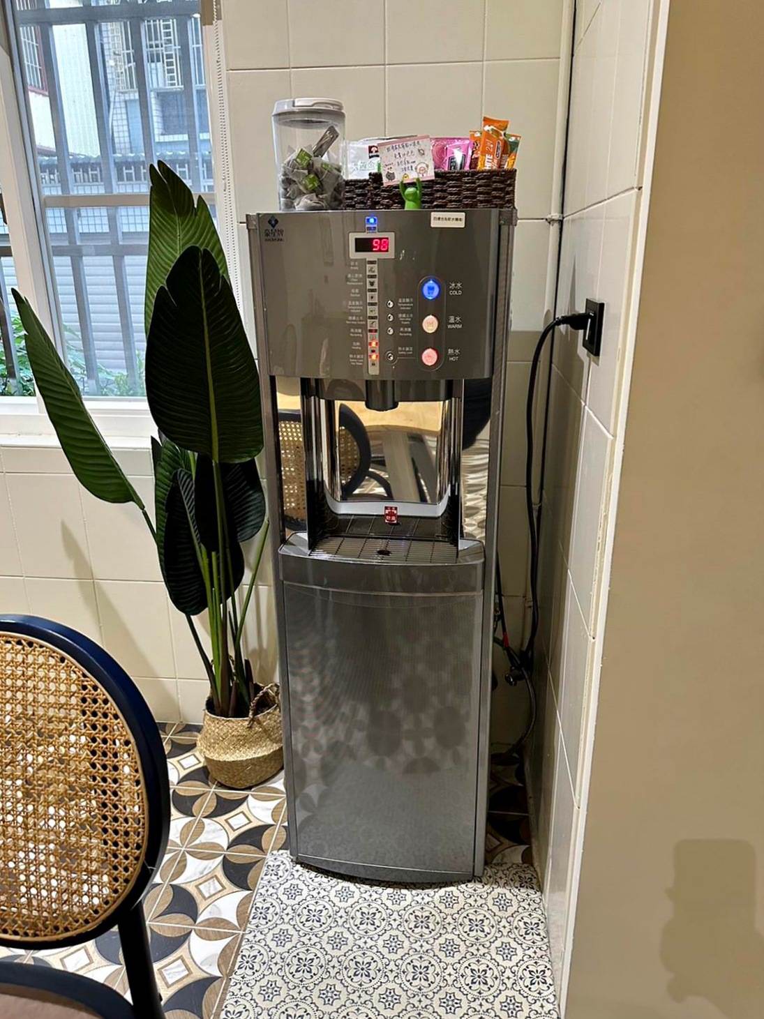 台南北區民宿｜台南蛙滴家民宿｜台南滴家創意民宿一館，入住送台灣品牌Sounds good襪子，享受如家一般的溫馨恬靜之蛙滴家民宿入住心得分享！