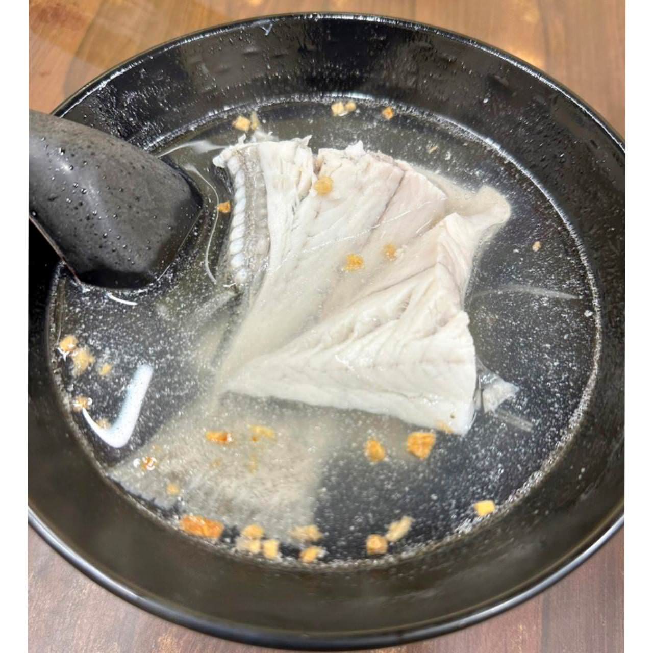 台北美食|台北市萬華區阿鴻知高飯鱸魚湯|開業超過50年以上,位於廣州街觀光夜市,24小時營業平價小吃,古早味煮法手工切肉之美食饗宴! - 第22張圖 台北美食|台北市萬華區阿鴻知高飯鱸魚湯|開業超過50年以上,位於廣州街觀光夜市,24小時營業平價小吃,古早味煮法手工切肉之美食饗宴!