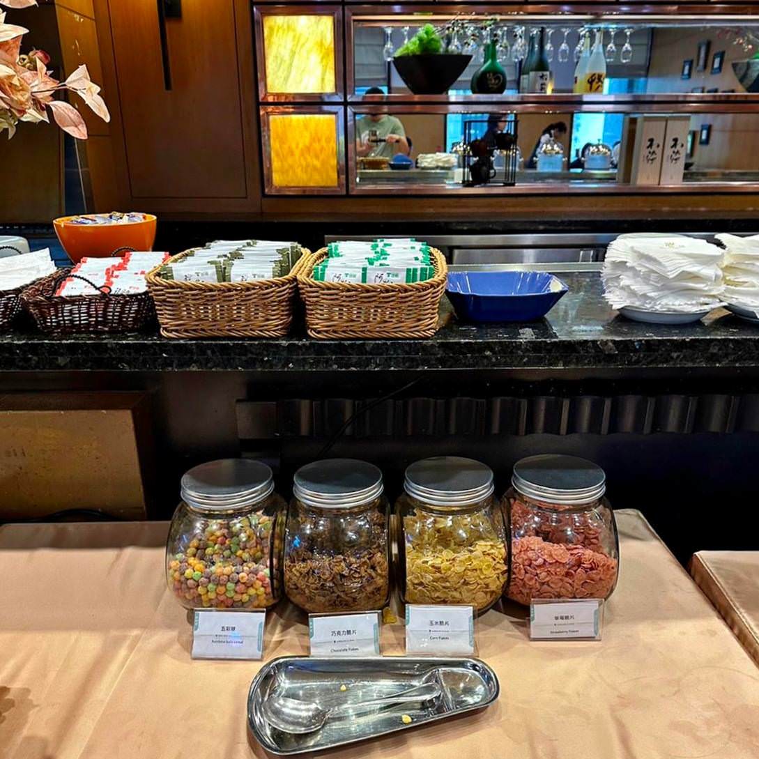 台中西屯區住宿推薦|台中五星級飯店永豐棧酒店|自助式早餐有牛肉湯、阿利海鮮海味超新鮮、下午茶美食饗宴應有盡有之永豐棧酒店入住心得分享! - 第64張圖 台中西屯區住宿推薦|台中五星級飯店永豐棧酒店|自助式早餐有牛肉湯、阿利海鮮海味超新鮮、下午茶美食饗宴應有盡有之永豐棧酒店入住心得分享!