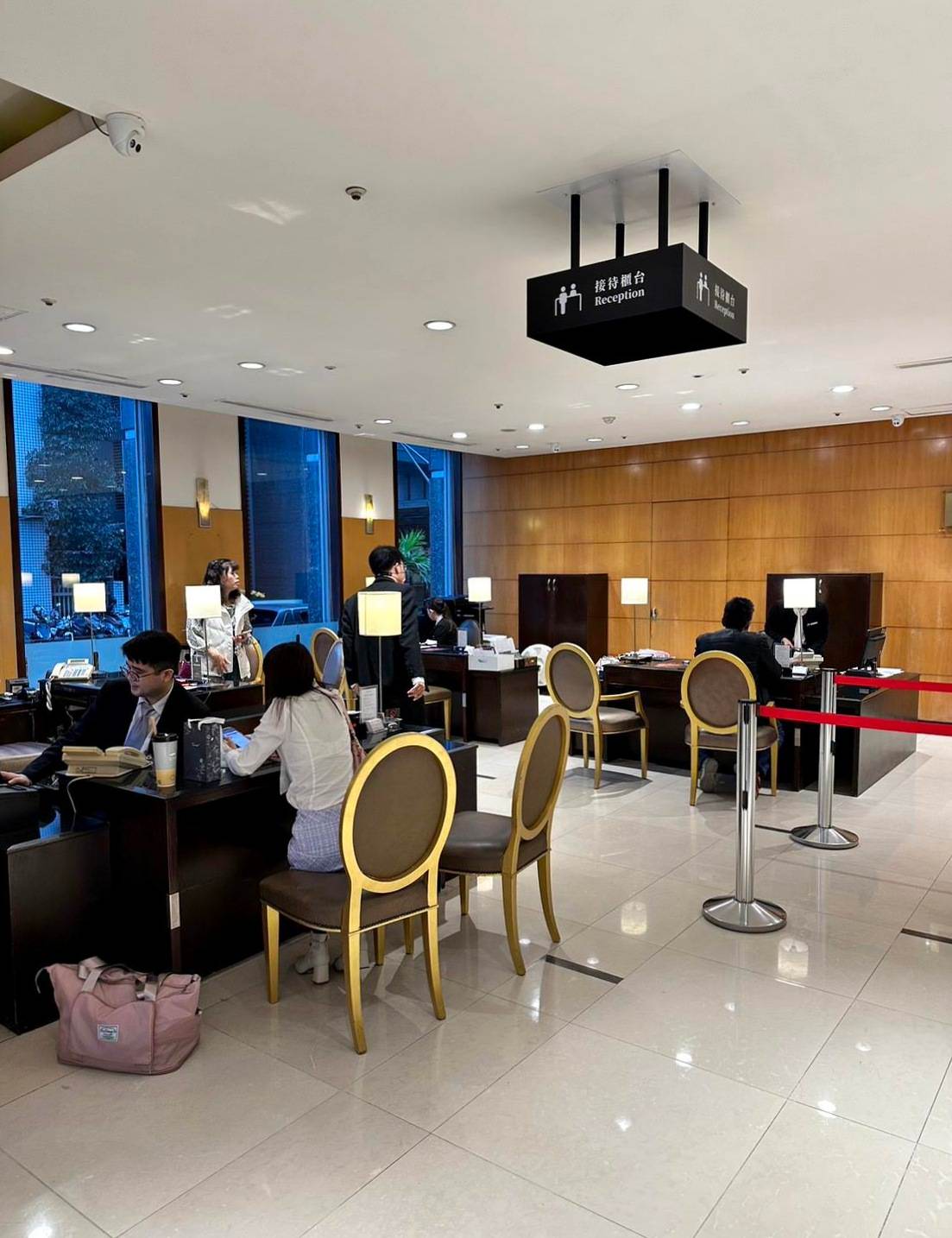 台中西屯區住宿推薦|台中五星級飯店永豐棧酒店|自助式早餐有牛肉湯、阿利海鮮海味超新鮮、下午茶美食饗宴應有盡有之永豐棧酒店入住心得分享! - 第13張圖 台中西屯區住宿推薦|台中五星級飯店永豐棧酒店|自助式早餐有牛肉湯、阿利海鮮海味超新鮮、下午茶美食饗宴應有盡有之永豐棧酒店入住心得分享!