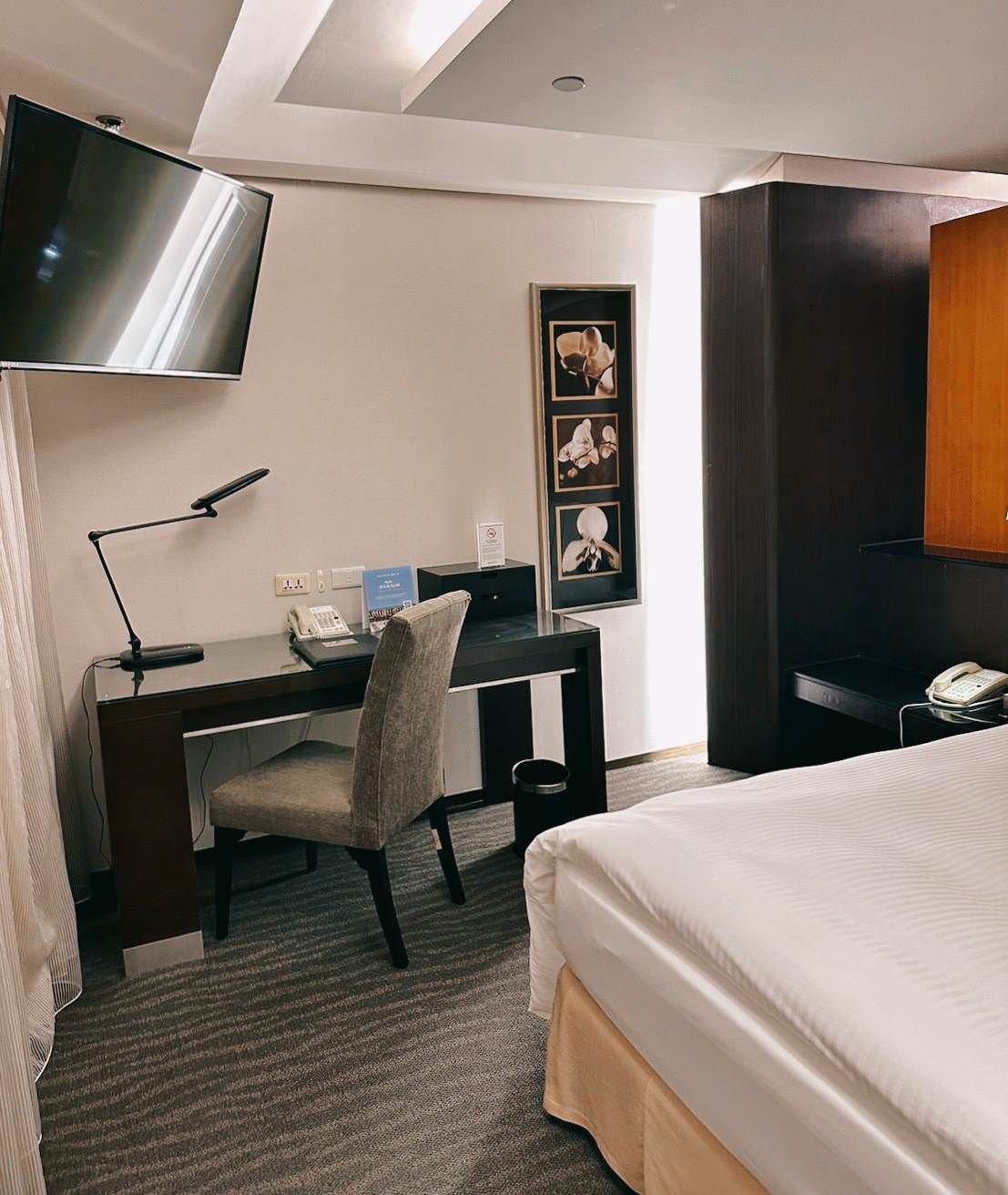 台中西屯區住宿推薦|台中五星級飯店永豐棧酒店|自助式早餐有牛肉湯、阿利海鮮海味超新鮮、下午茶美食饗宴應有盡有之永豐棧酒店入住心得分享! - 第97張圖 台中西屯區住宿推薦|台中五星級飯店永豐棧酒店|自助式早餐有牛肉湯、阿利海鮮海味超新鮮、下午茶美食饗宴應有盡有之永豐棧酒店入住心得分享!