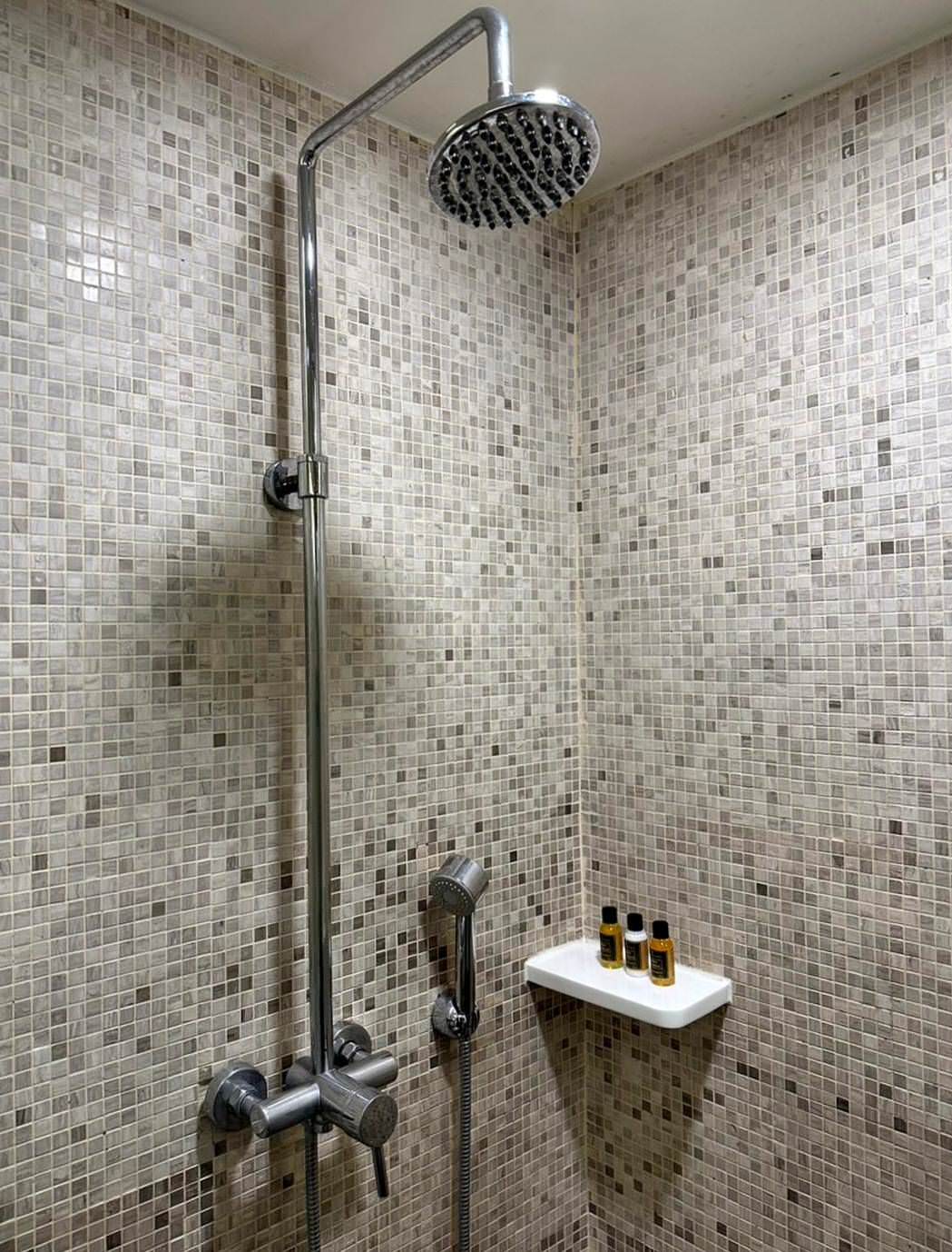 台中西屯區住宿推薦|台中五星級飯店永豐棧酒店|自助式早餐有牛肉湯、阿利海鮮海味超新鮮、下午茶美食饗宴應有盡有之永豐棧酒店入住心得分享! - 第95張圖 台中西屯區住宿推薦|台中五星級飯店永豐棧酒店|自助式早餐有牛肉湯、阿利海鮮海味超新鮮、下午茶美食饗宴應有盡有之永豐棧酒店入住心得分享!