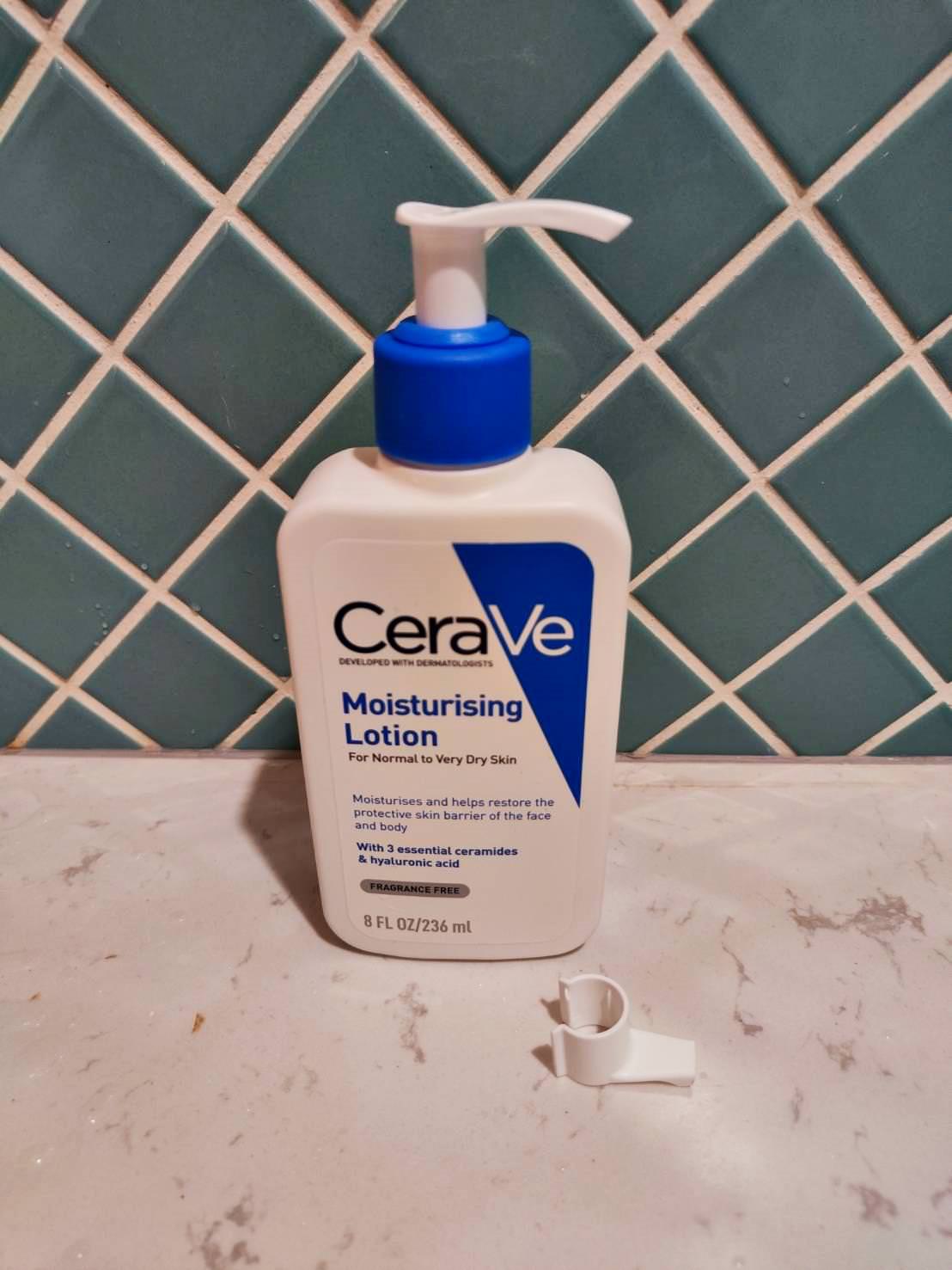 保濕乳推薦|CeraVe適樂膚長效清爽保濕乳|保濕鎖水一次到位,擺脫乾燥反覆糾纏,全家人舒緩乾癢肌必備! - 第19張圖 保濕乳推薦|CeraVe適樂膚長效清爽保濕乳|保濕鎖水一次到位,擺脫乾燥反覆糾纏,全家人舒緩乾癢肌必備!