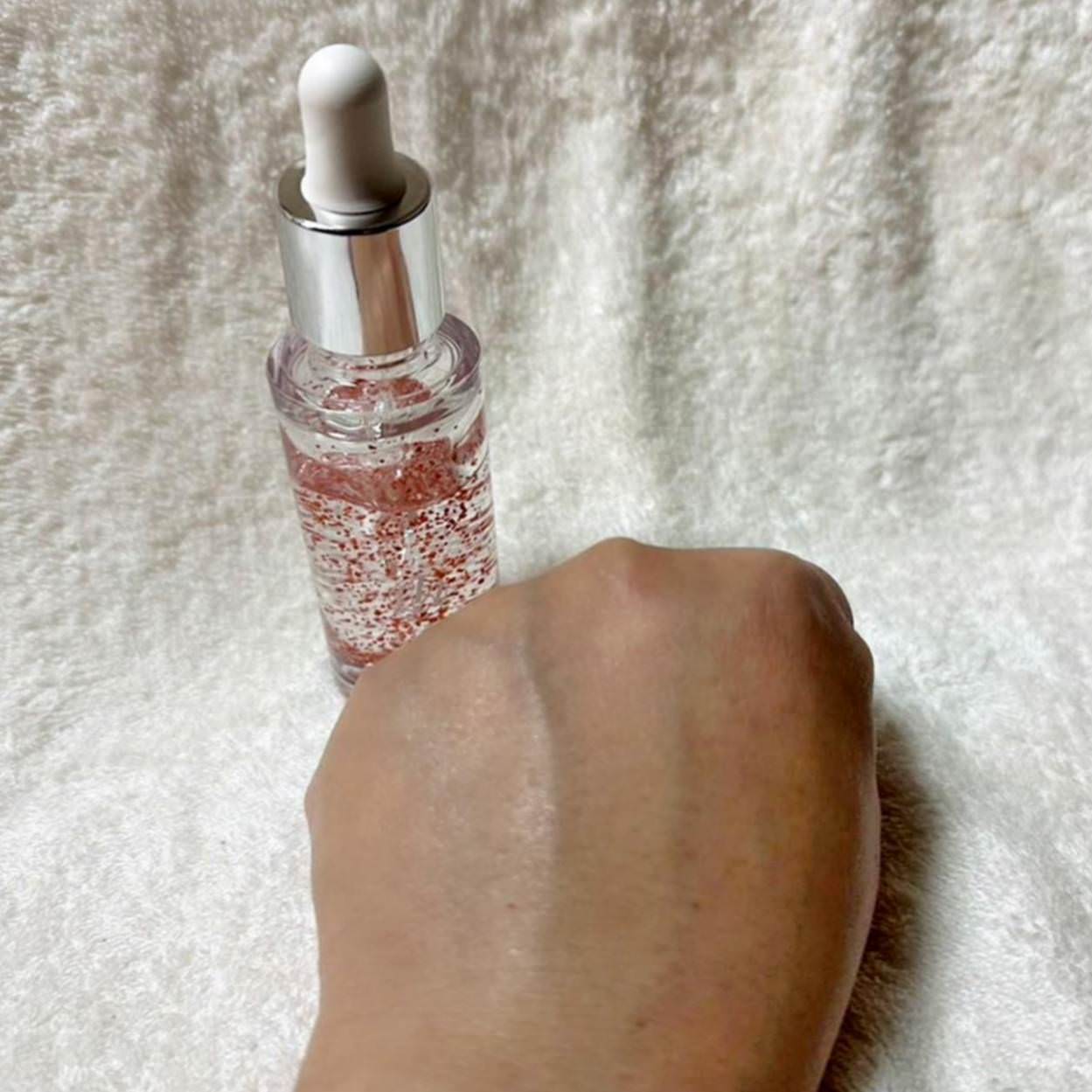 精華推薦｜LIALUSTER リアラスター 亮姿堂美肌菌晶球撫紋精華｜日本獨家美肌菌晶球技術，預防乾燥調理乾荒脫皮肌，深入肌底呈現透亮光澤肌之亮姿堂美肌菌晶球撫紋精華開箱分享！