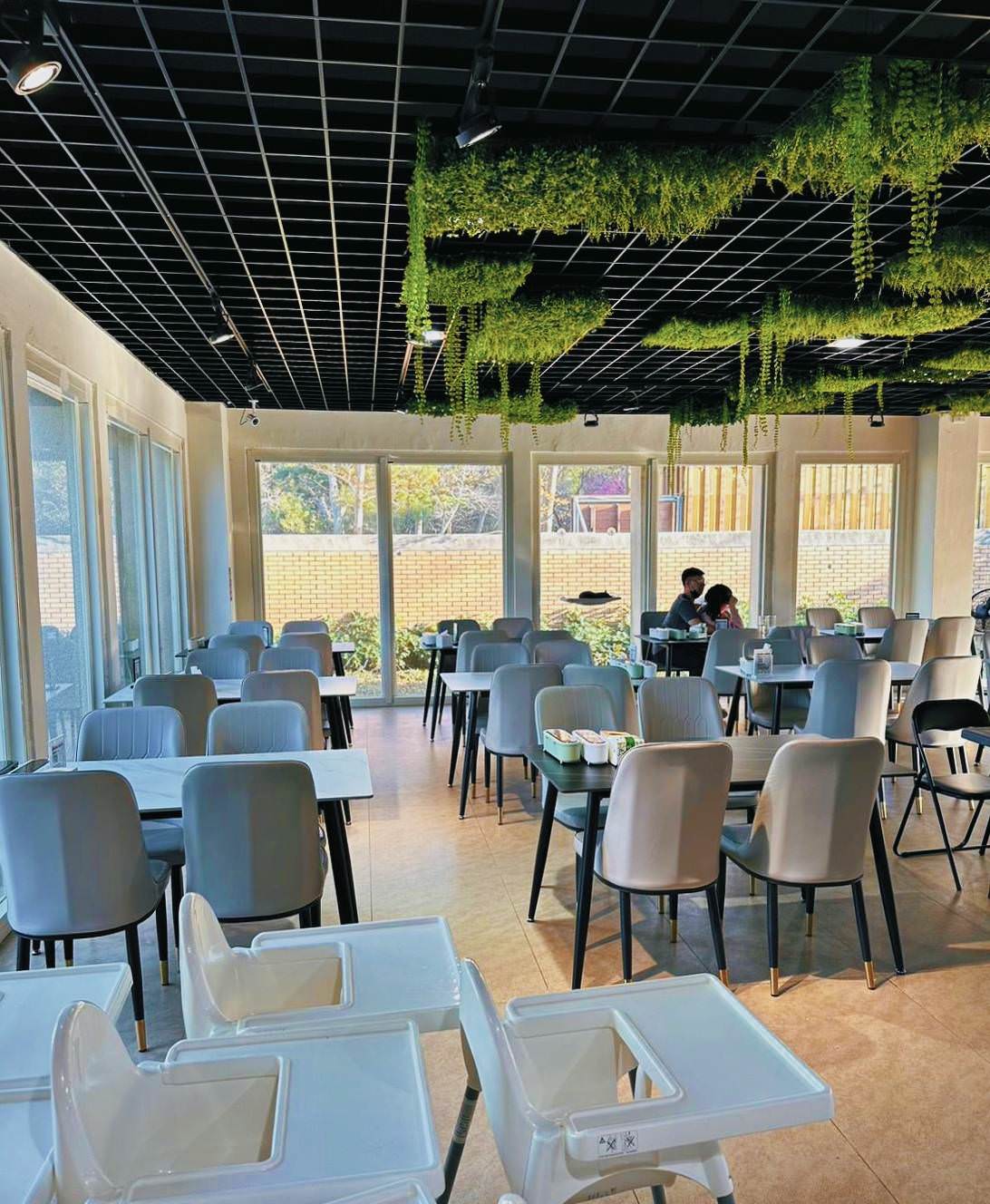 台中市大甲區露營推薦|踏親Touching露營區、寵物親子餐廳|來場說走就走的懶人露營,被貓貓環繞的親子寵物餐廳,近鐵砧山風景區享絕美夜景! - 第24張圖 台中市大甲區露營推薦|踏親Touching露營區、寵物親子餐廳|來場說走就走的懶人露營,被貓貓環繞的親子寵物餐廳,近鐵砧山風景區享絕美夜景!