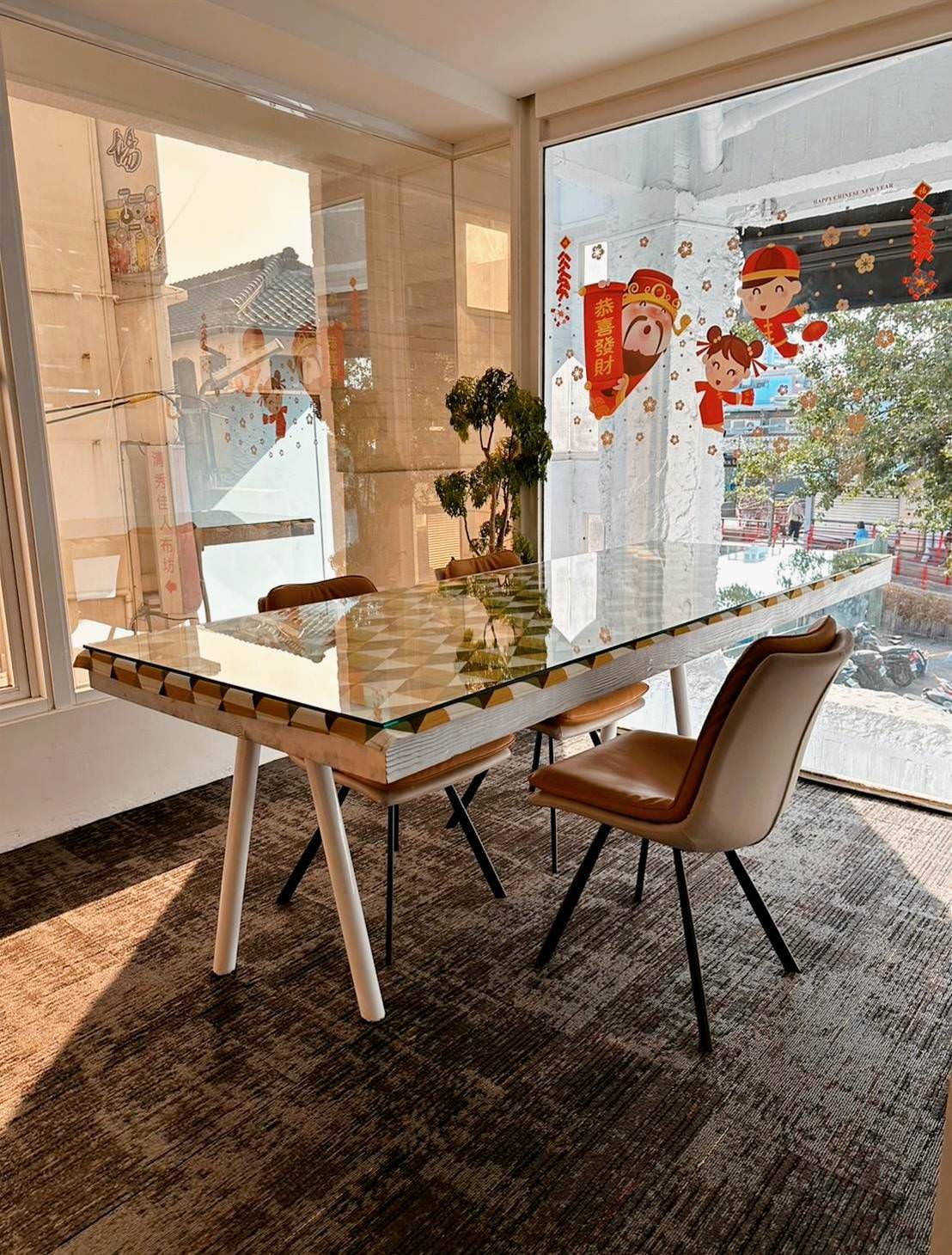 台南中西區旅店｜南兜漫旅Voyager Hotel｜座落國華商圈正興街，旅宿滿足食衣住行娛樂，台南特色旅館推薦南兜漫旅！