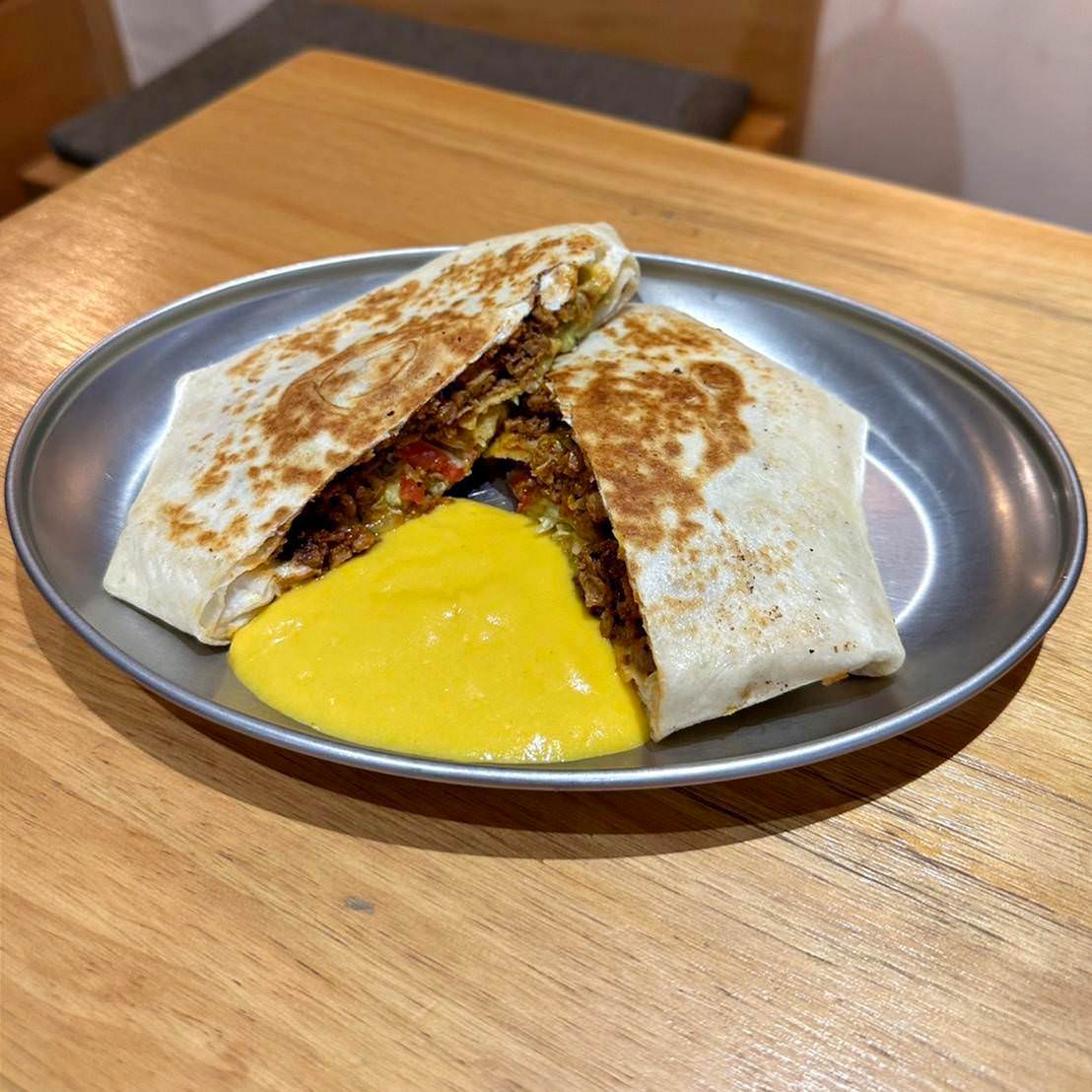 台中蔬食料理推薦|台中市西區Mixigan美墨創意蔬食料理|美墨異國料理結合蔬食潮流,色香味俱全植物肉,驚豔舌尖之蔬食饗宴! - 第34張圖 台中蔬食料理推薦|台中市西區Mixigan美墨創意蔬食料理|美墨異國料理結合蔬食潮流,色香味俱全植物肉,驚豔舌尖之蔬食饗宴!