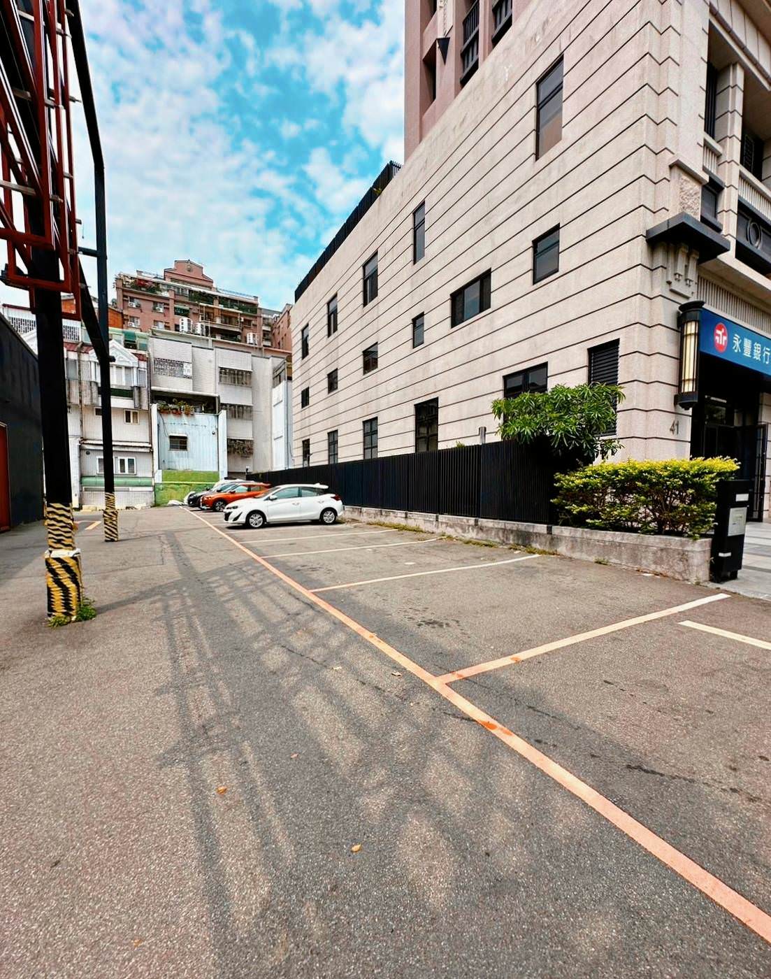 日本料理推薦｜台中市南屯區大漁迴轉壽司（創始店）｜零接觸平板點餐新鮮直送包廂，春季限定旬彩料理、創意美式壽司捲—極上盛合，一口入魂驚豔味蕾！