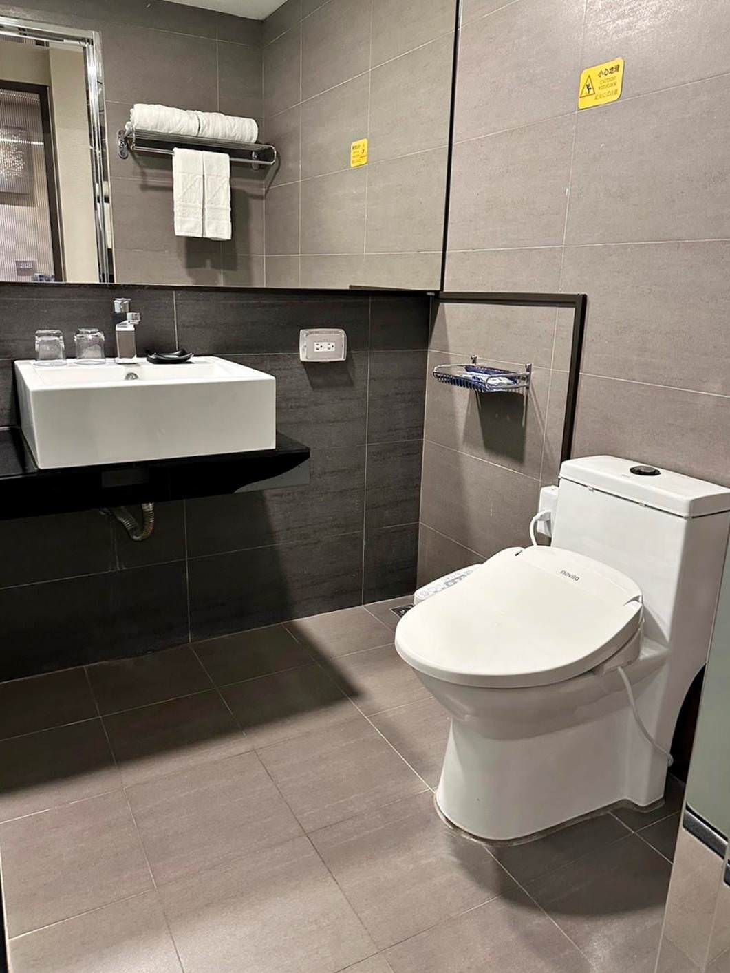 台中西屯區住宿推薦|台中碧根逢甲酒店Beacon Hotel|二訪入住經典客房,自助早餐豐富多樣,地下室設停車場,距離逢甲夜市步行僅1分鐘,吃喝玩樂生活樣樣便利之碧根逢甲酒店入住心得分享! - 第77張圖 台中西屯區住宿推薦|台中碧根逢甲酒店Beacon Hotel|二訪入住經典客房,自助早餐豐富多樣,地下室設停車場,距離逢甲夜市步行僅1分鐘,吃喝玩樂生活樣樣便利之碧根逢甲酒店入住心得分享!