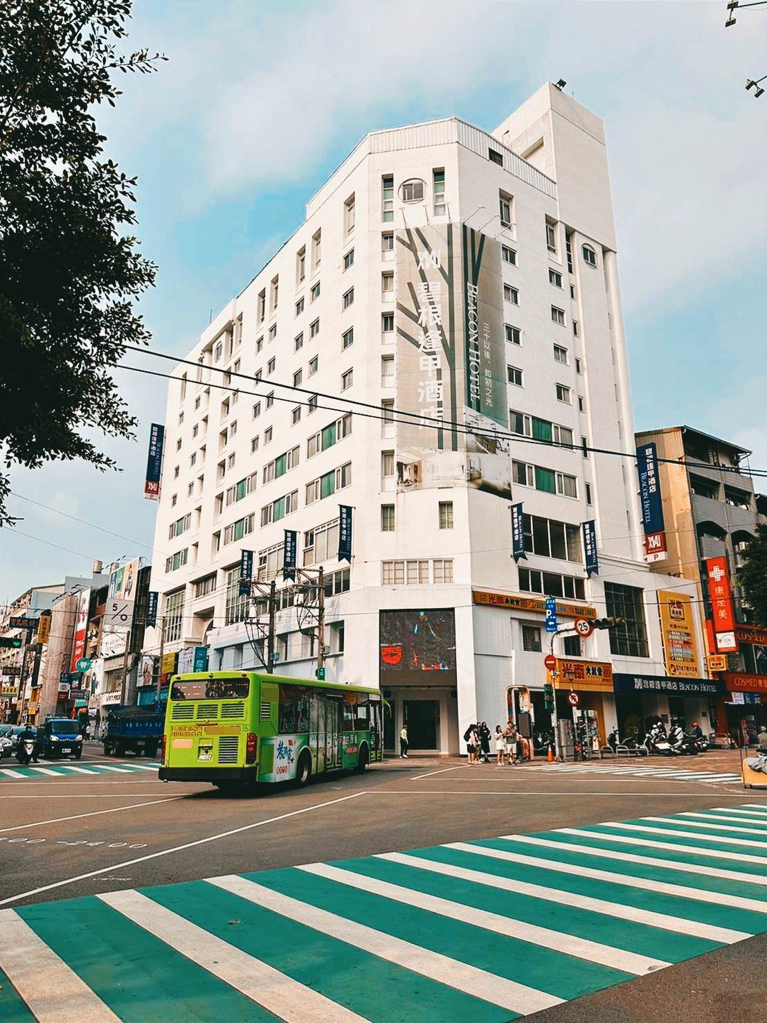 台中西屯區住宿推薦|台中碧根逢甲酒店Beacon Hotel|二訪入住經典客房,自助早餐豐富多樣,地下室設停車場,距離逢甲夜市步行僅1分鐘,吃喝玩樂生活樣樣便利之碧根逢甲酒店入住心得分享! - 第5張圖 台中西屯區住宿推薦|台中碧根逢甲酒店Beacon Hotel|二訪入住經典客房,自助早餐豐富多樣,地下室設停車場,距離逢甲夜市步行僅1分鐘,吃喝玩樂生活樣樣便利之碧根逢甲酒店入住心得分享!