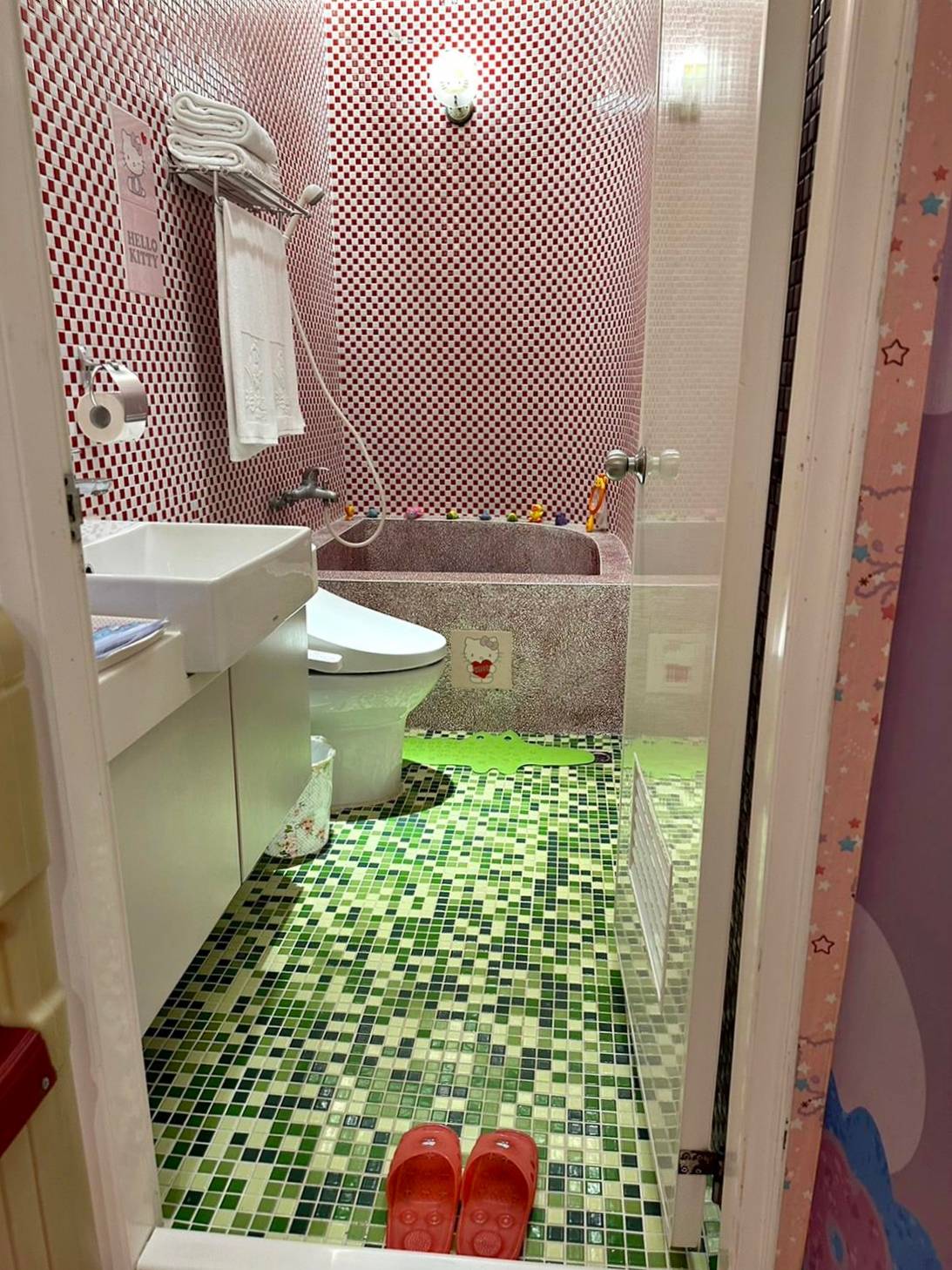 嘉義縣中埔鄉親子住宿推薦|詩情夢幻城堡民宿|離嘉義市僅20分鐘車程,圓公主王子夢,遠離都市塵囂,體驗不同凡響的親子主題旅店入住心得分享! - 第73張圖 嘉義縣中埔鄉親子住宿推薦|詩情夢幻城堡民宿|離嘉義市僅20分鐘車程,圓公主王子夢,遠離都市塵囂,體驗不同凡響的親子主題旅店入住心得分享!