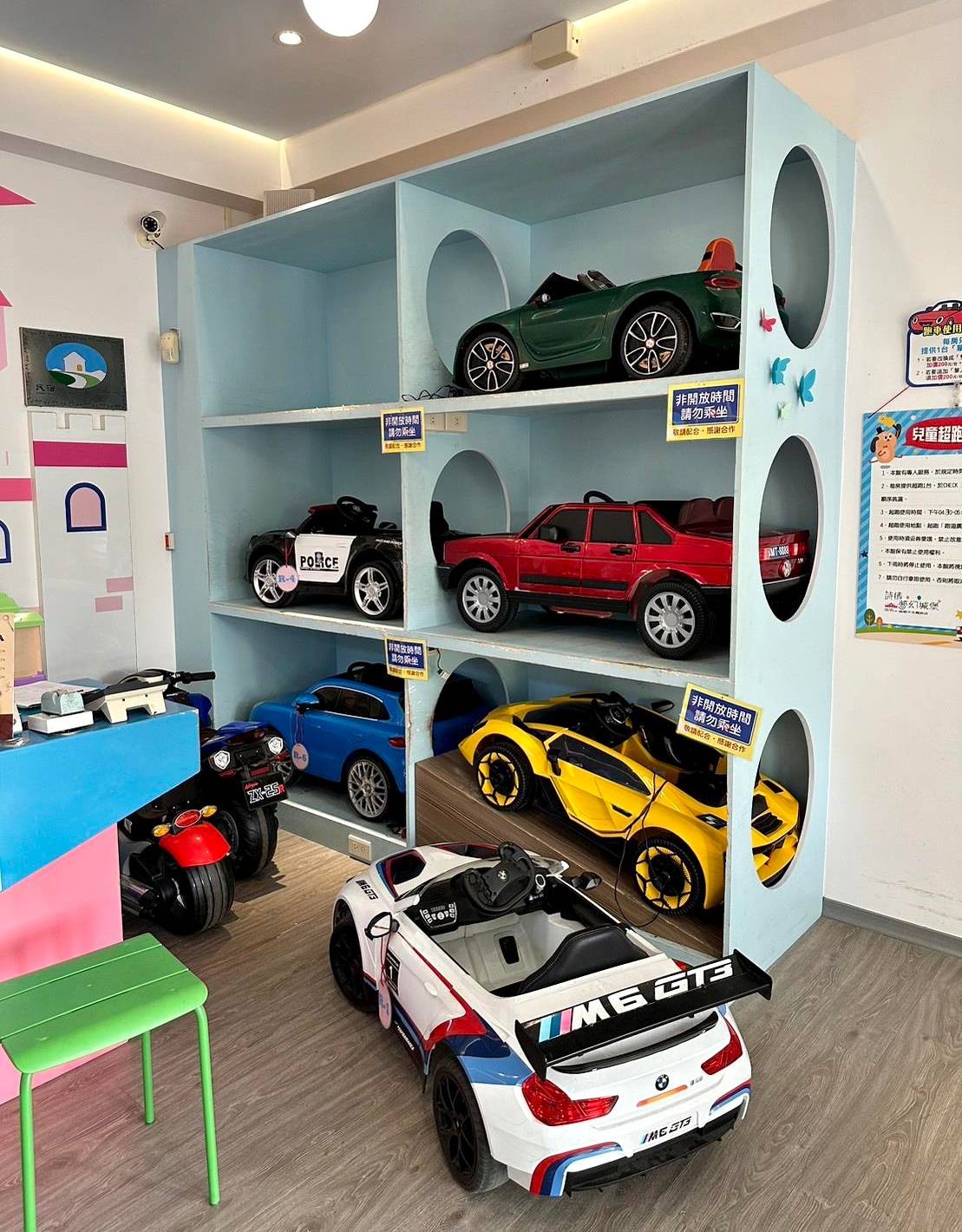 嘉義縣中埔鄉親子住宿推薦|詩情夢幻城堡民宿|離嘉義市僅20分鐘車程,圓公主王子夢,遠離都市塵囂,體驗不同凡響的親子主題旅店入住心得分享! - 第76張圖 嘉義縣中埔鄉親子住宿推薦|詩情夢幻城堡民宿|離嘉義市僅20分鐘車程,圓公主王子夢,遠離都市塵囂,體驗不同凡響的親子主題旅店入住心得分享!