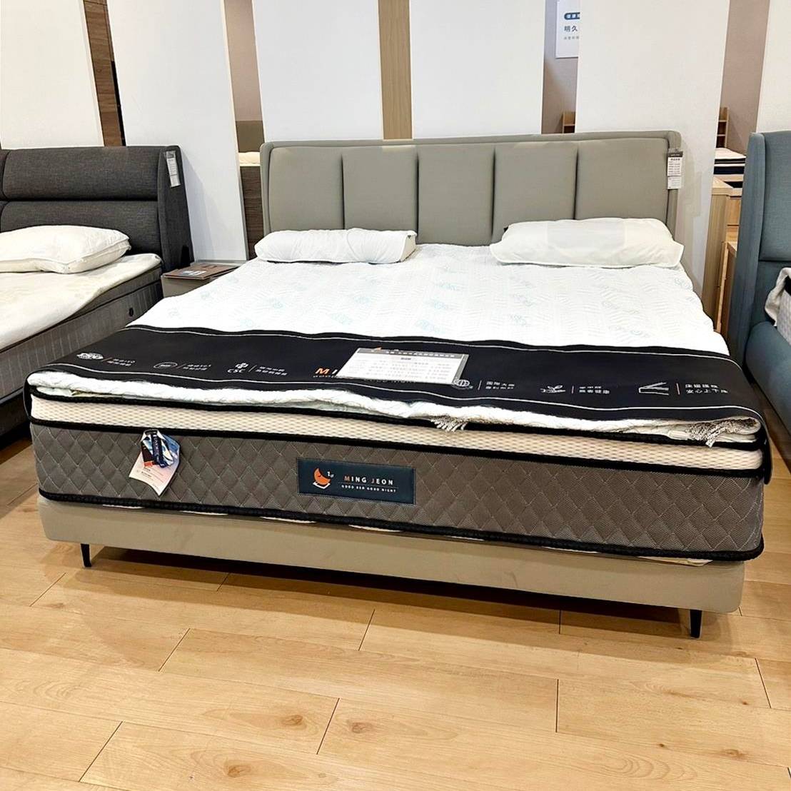 台南家具推薦|明久家具台南店|鄰近大橋火車站,台灣在地品牌,沙發、床墊工廠直營,價格親民、CP值高,客製化家具滿足客群需求! - 第59張圖 台南家具推薦|明久家具台南店|鄰近大橋火車站,台灣在地品牌,沙發、床墊工廠直營,價格親民、CP值高,客製化家具滿足客群需求!