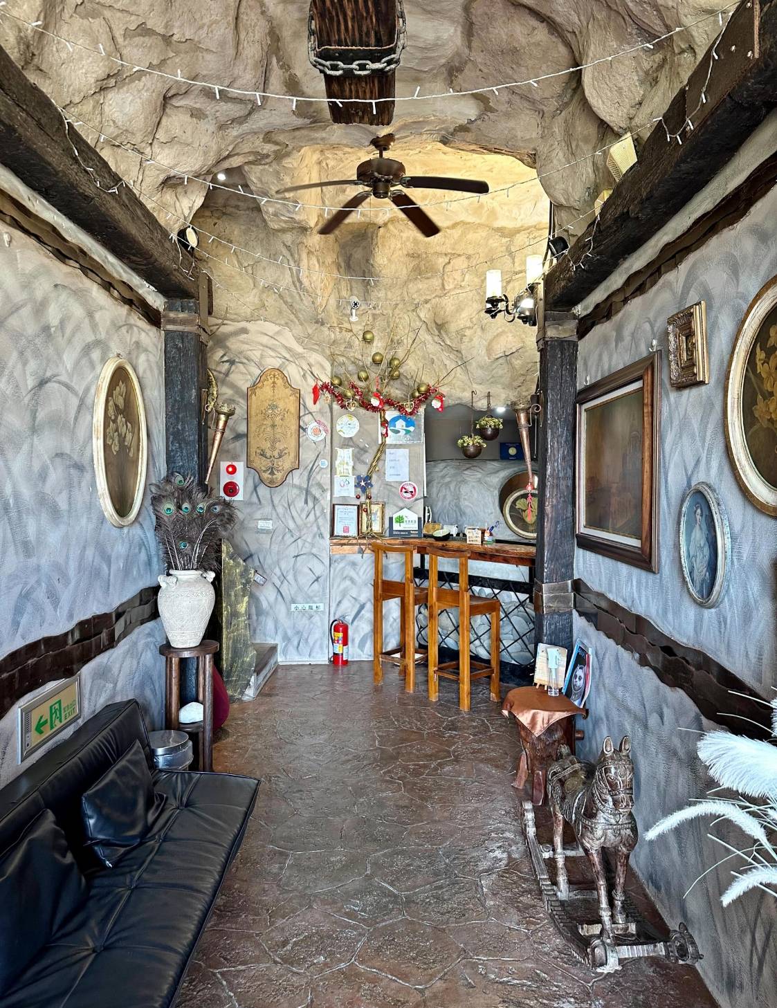 屏東縣恆春鎮住宿推薦|墾丁戀戀莎堡特色民宿|步行到船帆石沙灘僅三分鐘,彷彿置身歐洲,享受異國風情之戀戀莎堡特色民宿入住心得分享! - 第13張圖 屏東縣恆春鎮住宿推薦|墾丁戀戀莎堡特色民宿|步行到船帆石沙灘僅三分鐘,彷彿置身歐洲,享受異國風情之戀戀莎堡特色民宿入住心得分享!