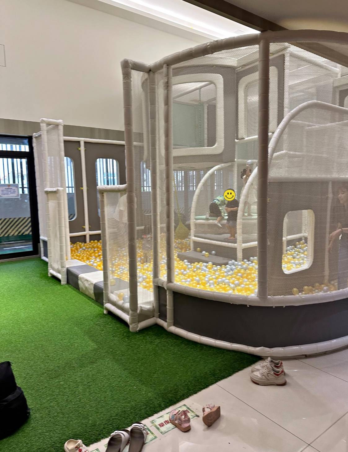 台中南區住宿推薦|挪威森林台中文創館|室內親子景點一玩上癮,忠孝夜市徒步1分鐘,吃喝玩樂生活機能方便,住宿環境徹底放鬆身心之挪威森林台中文創館入住心得分享! - 第93張圖 台中南區住宿推薦|挪威森林台中文創館|室內親子景點一玩上癮,忠孝夜市徒步1分鐘,吃喝玩樂生活機能方便,住宿環境徹底放鬆身心之挪威森林台中文創館入住心得分享!