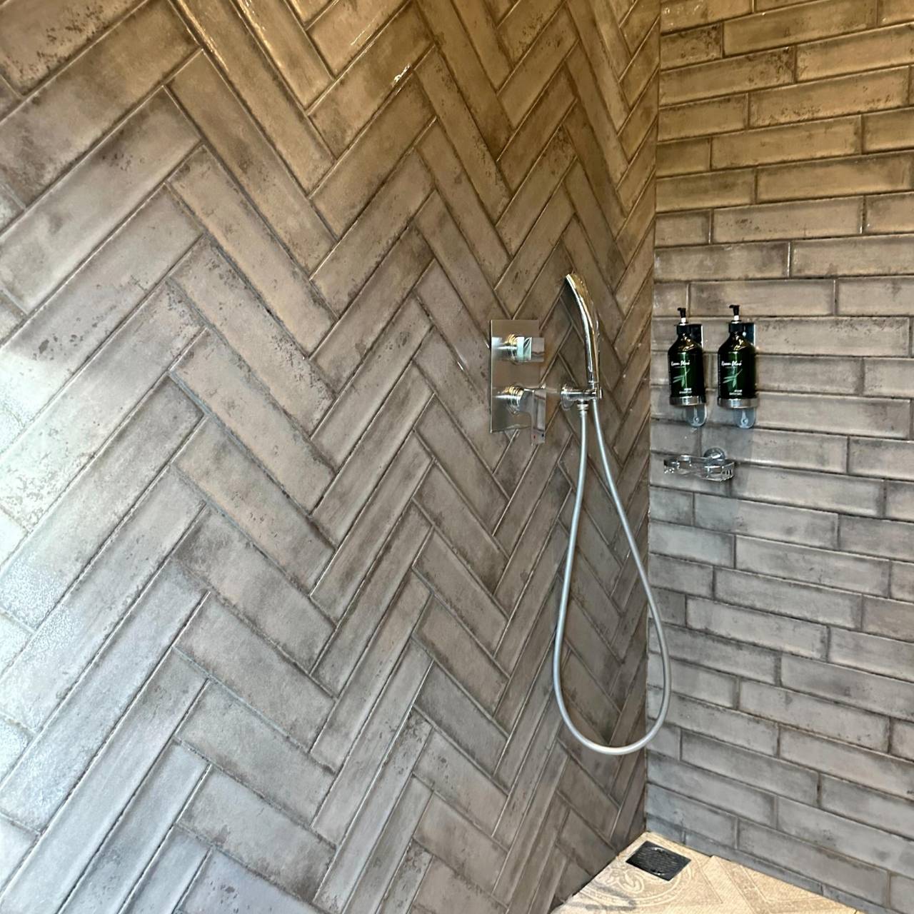 台中南區住宿推薦|挪威森林台中文創館|室內親子景點一玩上癮,忠孝夜市徒步1分鐘,吃喝玩樂生活機能方便,住宿環境徹底放鬆身心之挪威森林台中文創館入住心得分享! - 第44張圖 台中南區住宿推薦|挪威森林台中文創館|室內親子景點一玩上癮,忠孝夜市徒步1分鐘,吃喝玩樂生活機能方便,住宿環境徹底放鬆身心之挪威森林台中文創館入住心得分享!