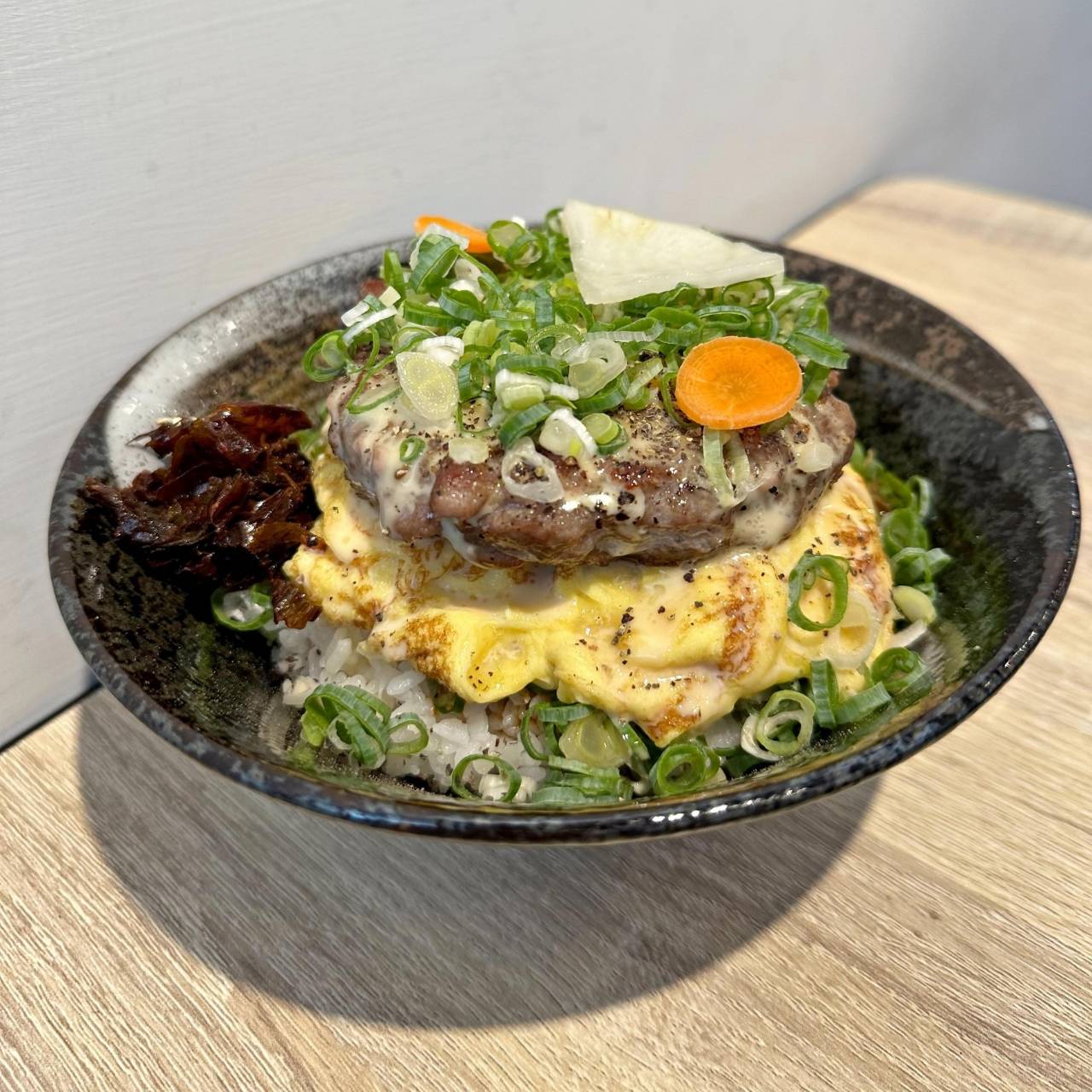 台南美味食記|丼煲處(丼燒24)|經典燒肉煲湯麵食、平價創意料理、湯品小菜佳餚之丼煲處美食饗宴! - 第30張圖 台南美味食記|丼煲處(丼燒24)|經典燒肉煲湯麵食、平價創意料理、湯品小菜佳餚之丼煲處美食饗宴!