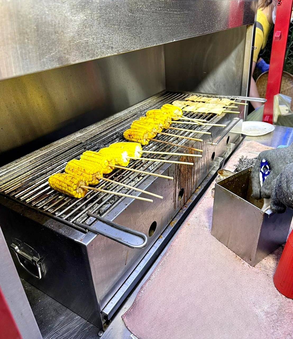 專業活動燒烤餐車到府服務推薦|王牌總匯烤—燒烤外燴餐車|一通電話立即服務,獨家秘製醬汁搭配,炭烤佳餚讓人驚艷,提供客製化菜單服務! - 第15張圖 專業活動燒烤餐車到府服務推薦|王牌總匯烤—燒烤外燴餐車|一通電話立即服務,獨家秘製醬汁搭配,炭烤佳餚讓人驚艷,提供客製化菜單服務!