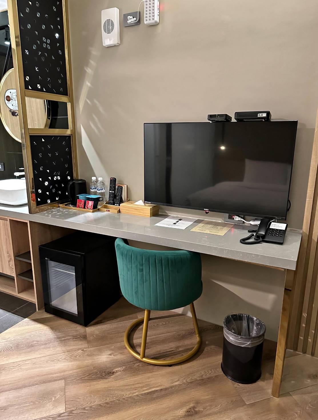 高雄市前金區住宿推薦｜高雄行旅 Hotel Leisure Kaohsiung｜高雄捷運前金站步行1分鐘，吃喝玩樂生活機能方便，盡享悠然愜意休閒時光之高雄行旅入住心得分享！